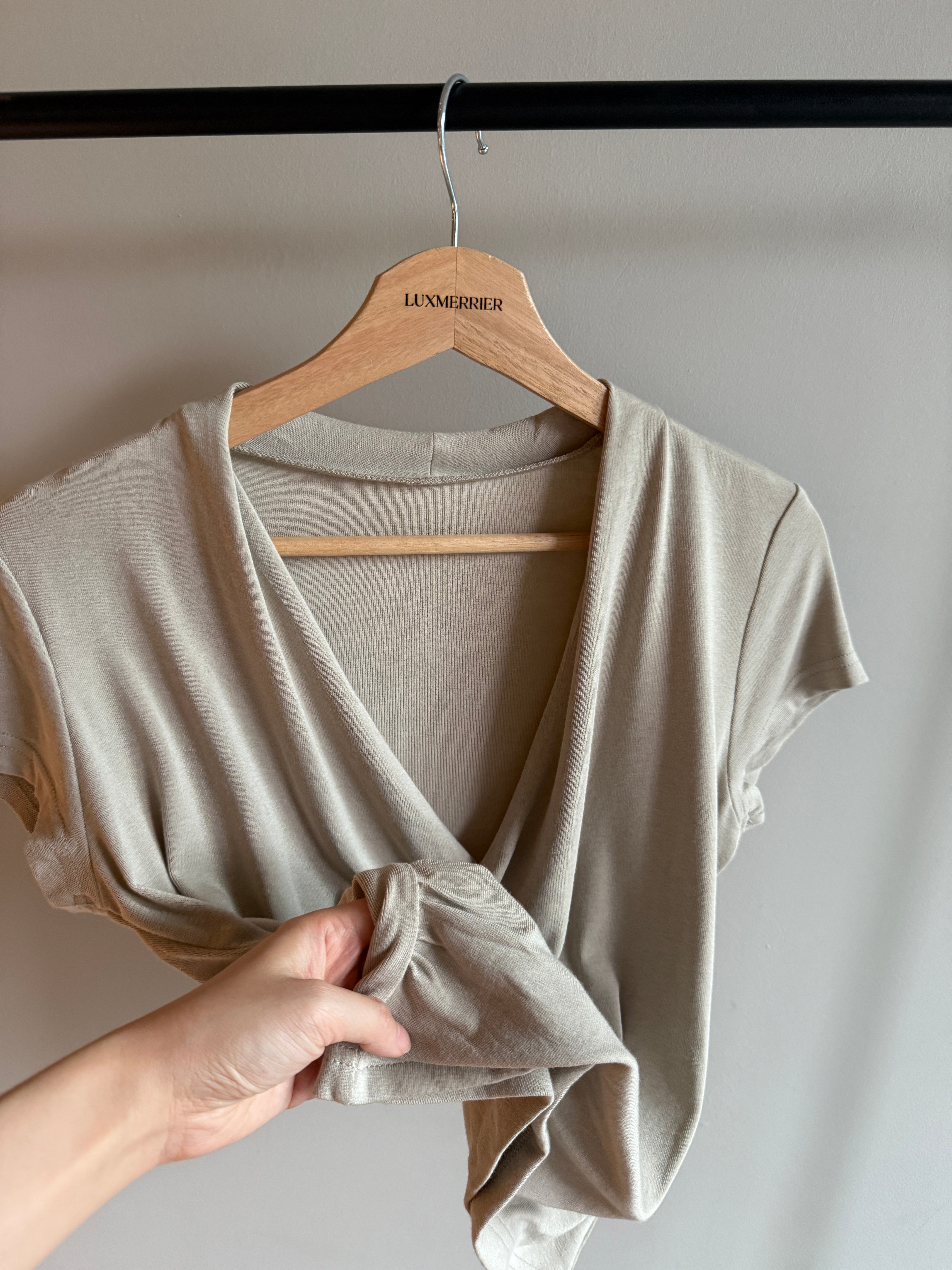 V Neck Criss Cross Top (preorder/ 2 colours)