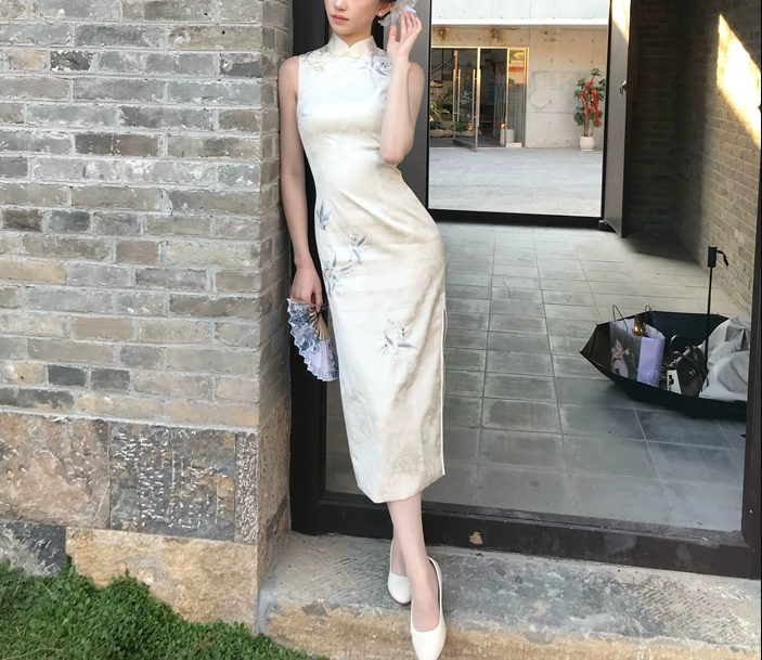 Brielle cheongsam (preorder/ 2 colours)