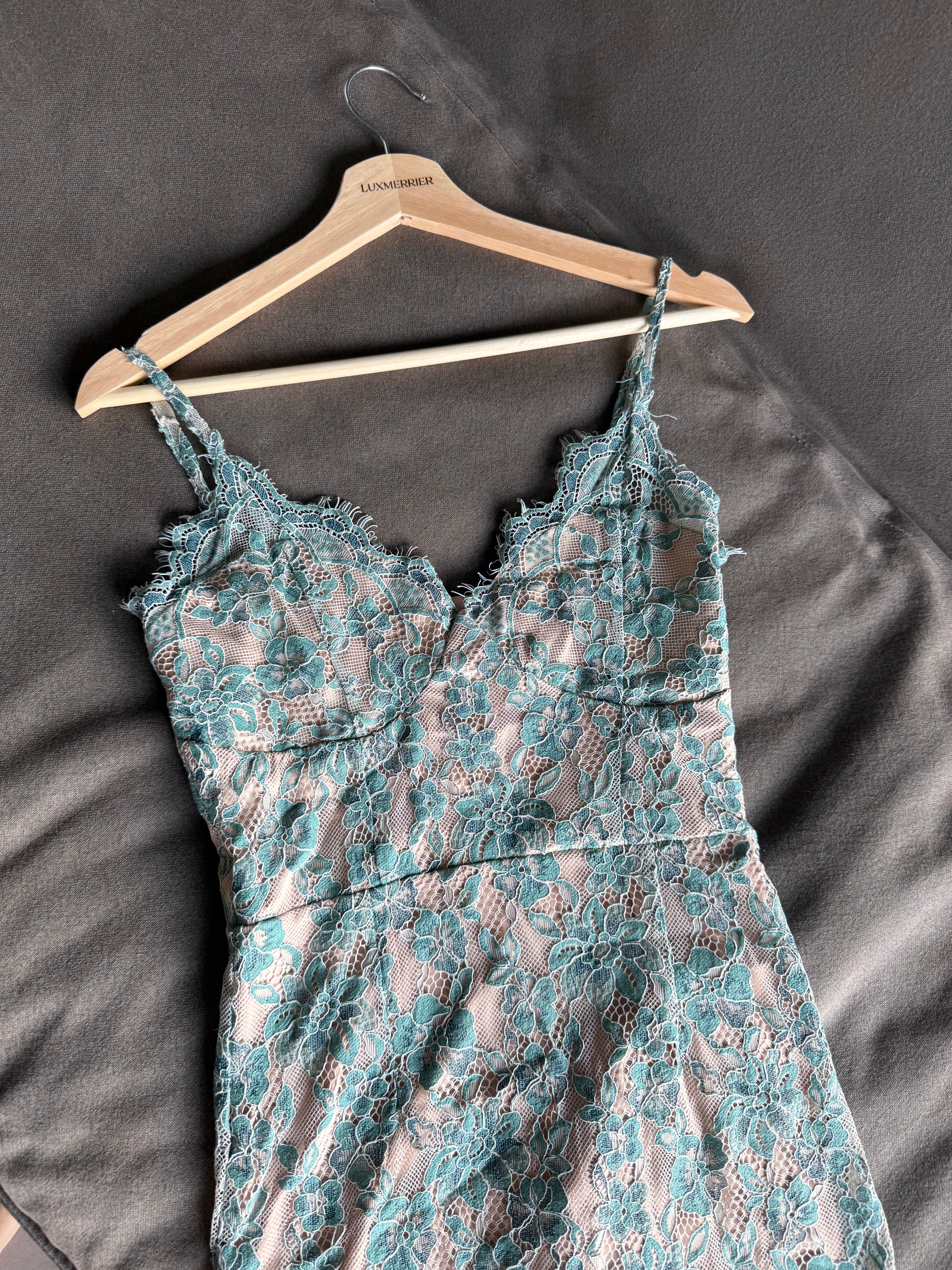 Grandeur Dress (ready stock)