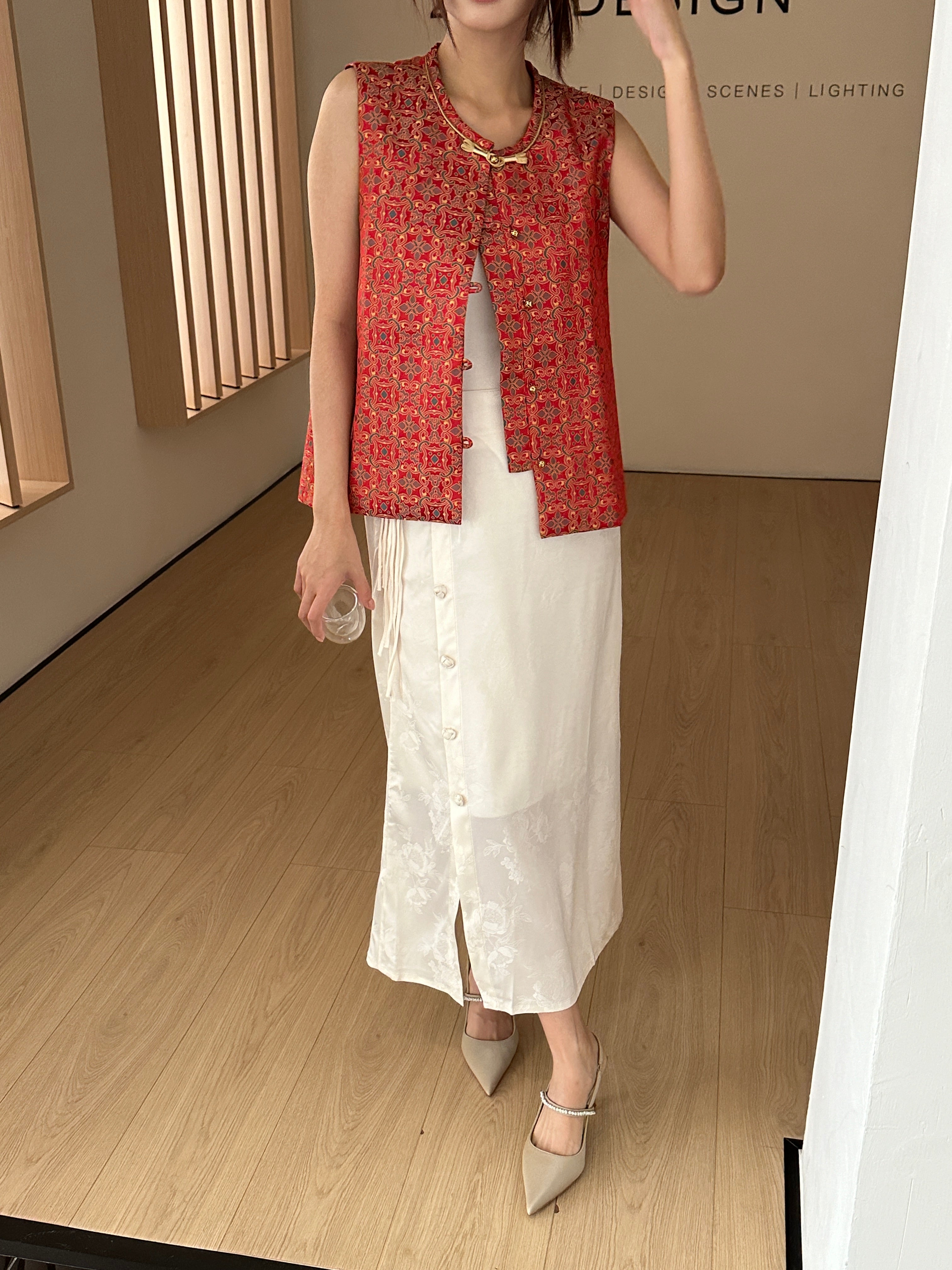 Oriental skirt (ready stock in black (M)/ 2 colours)