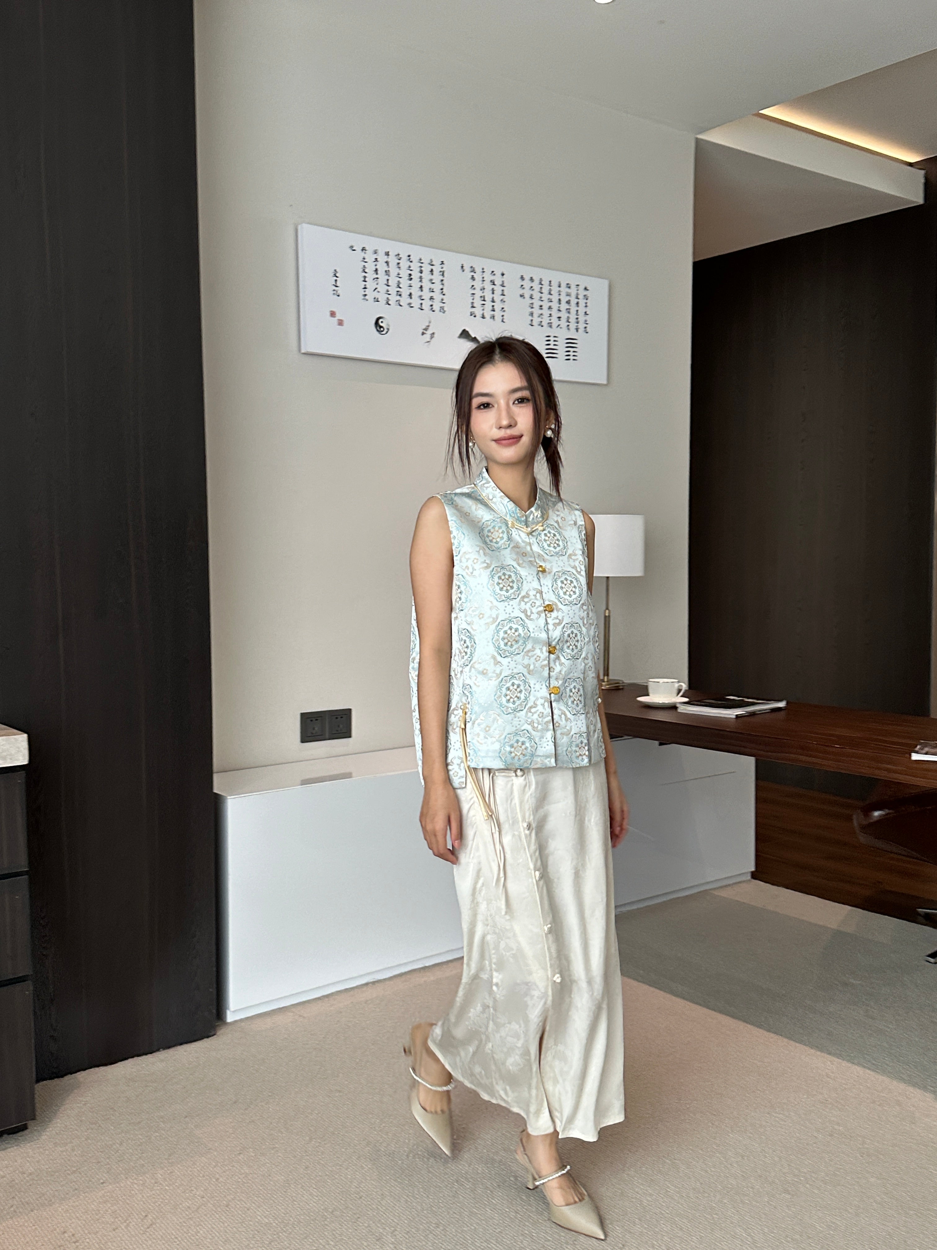 Oriental skirt (ready stock in black (M)/ 2 colours)