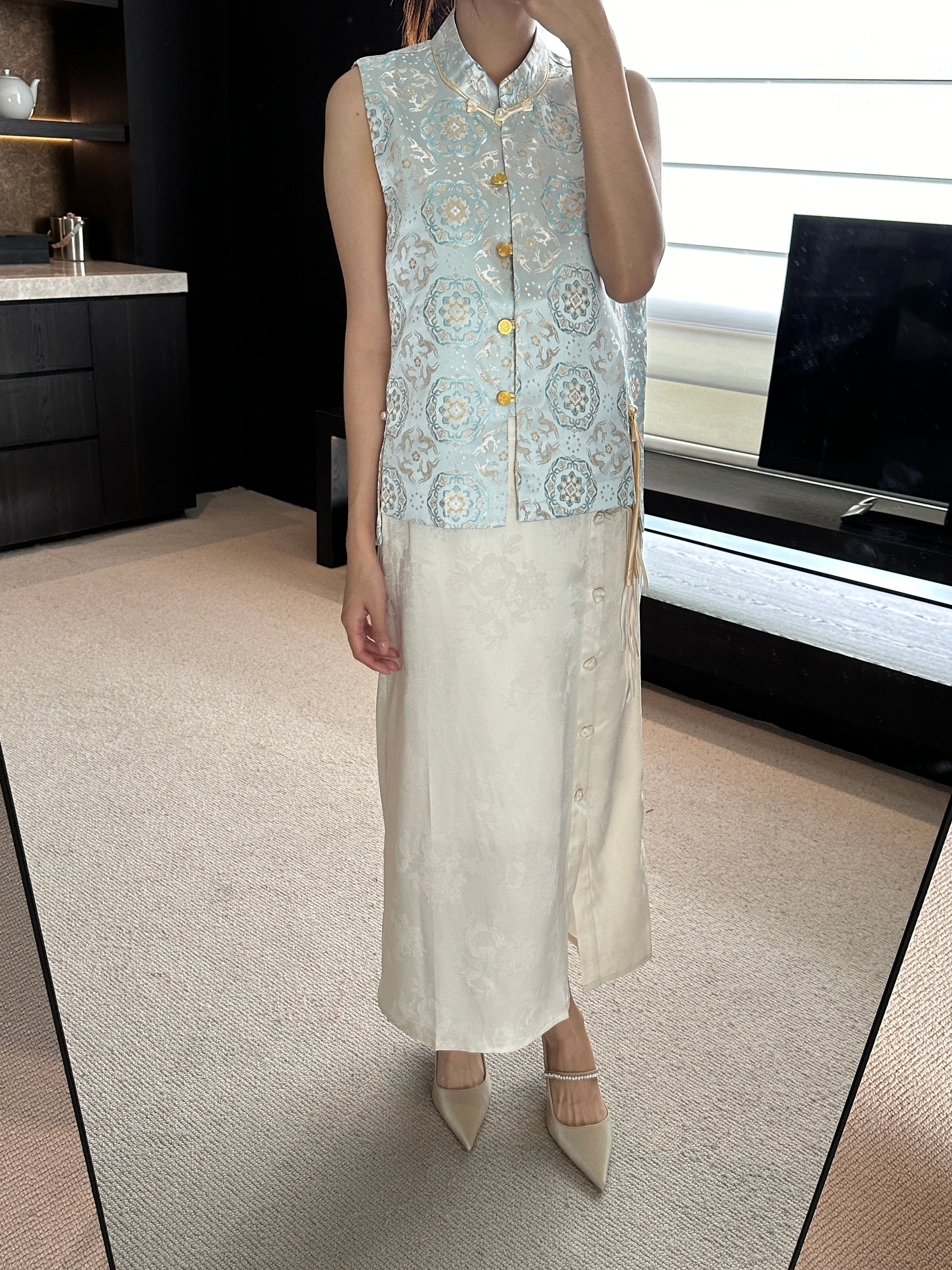 Oriental skirt (ready stock in black (M)/ 2 colours)