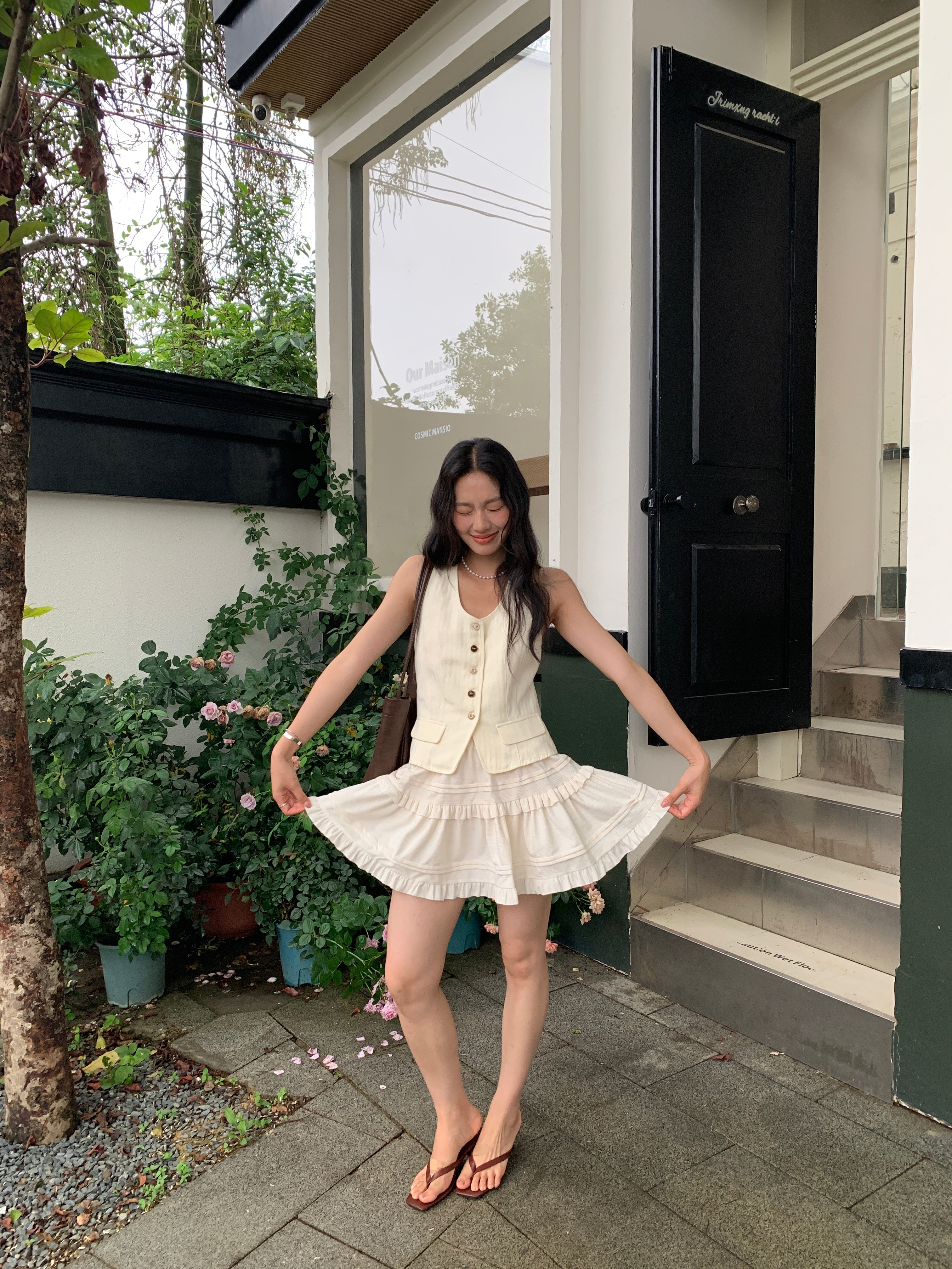 Frilly plush skirt (ready stock in cream)