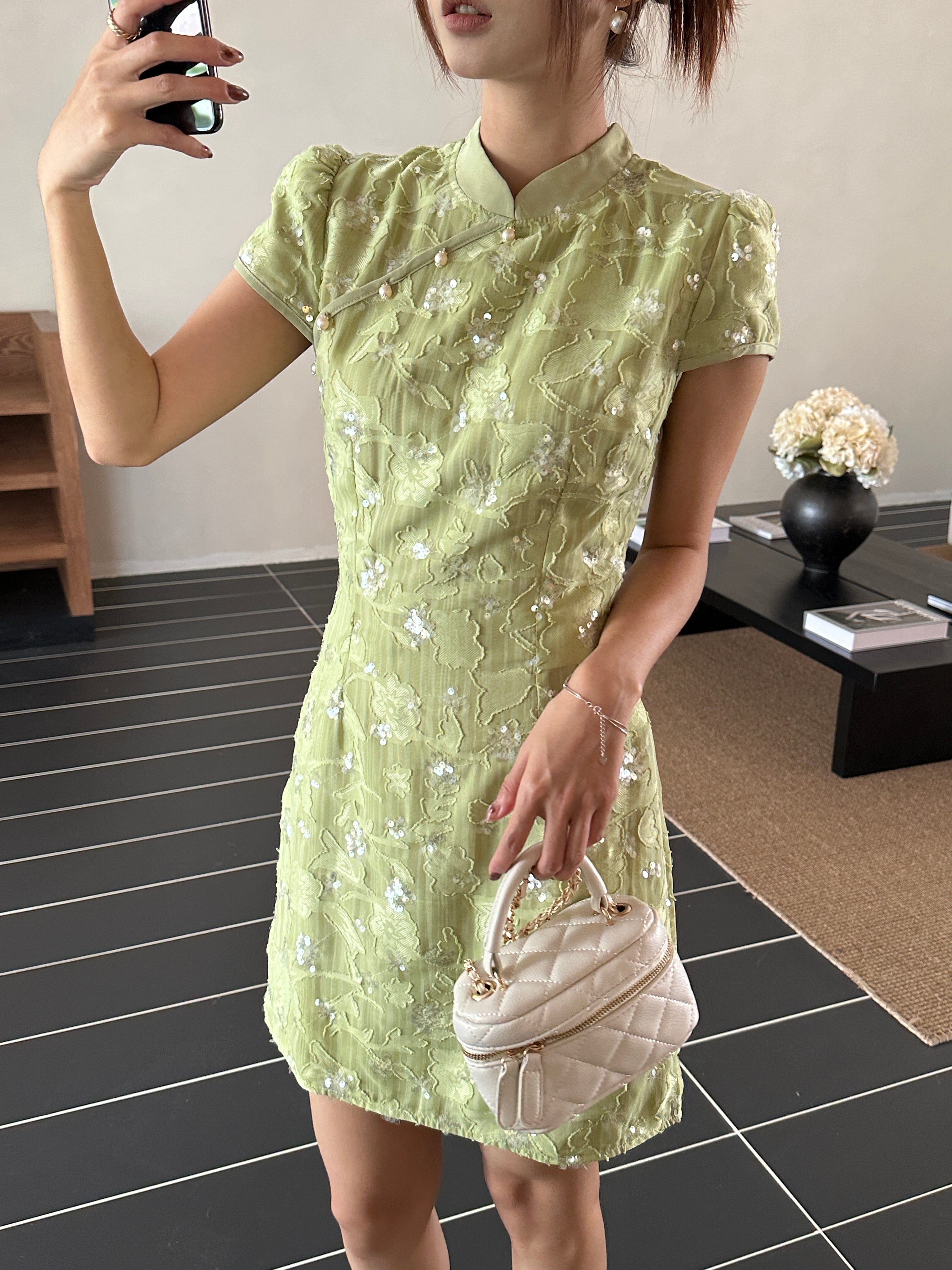 Banano cheongsam (preorder/ 2 colours)