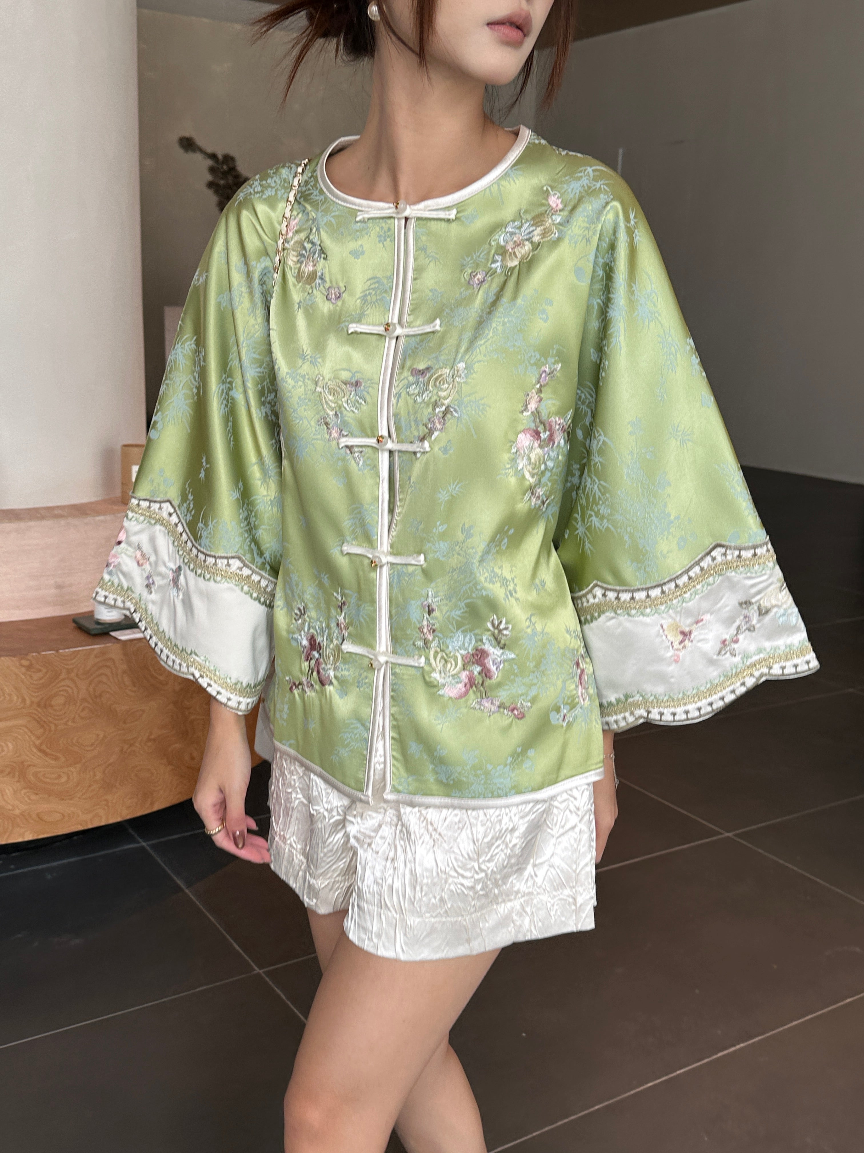 Song oriental top (preorder)