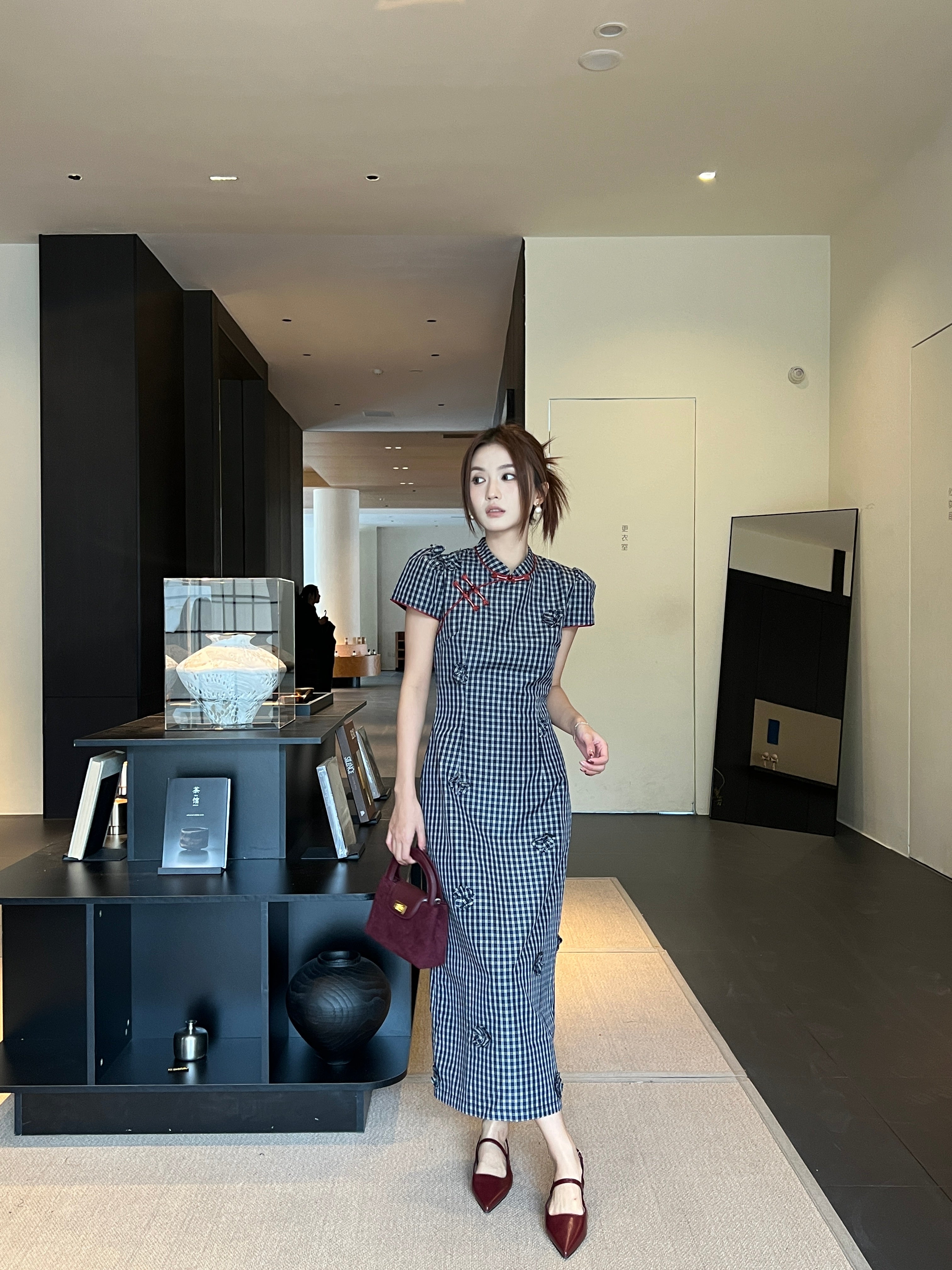 Raspberry cheongsam (ready stock in S)