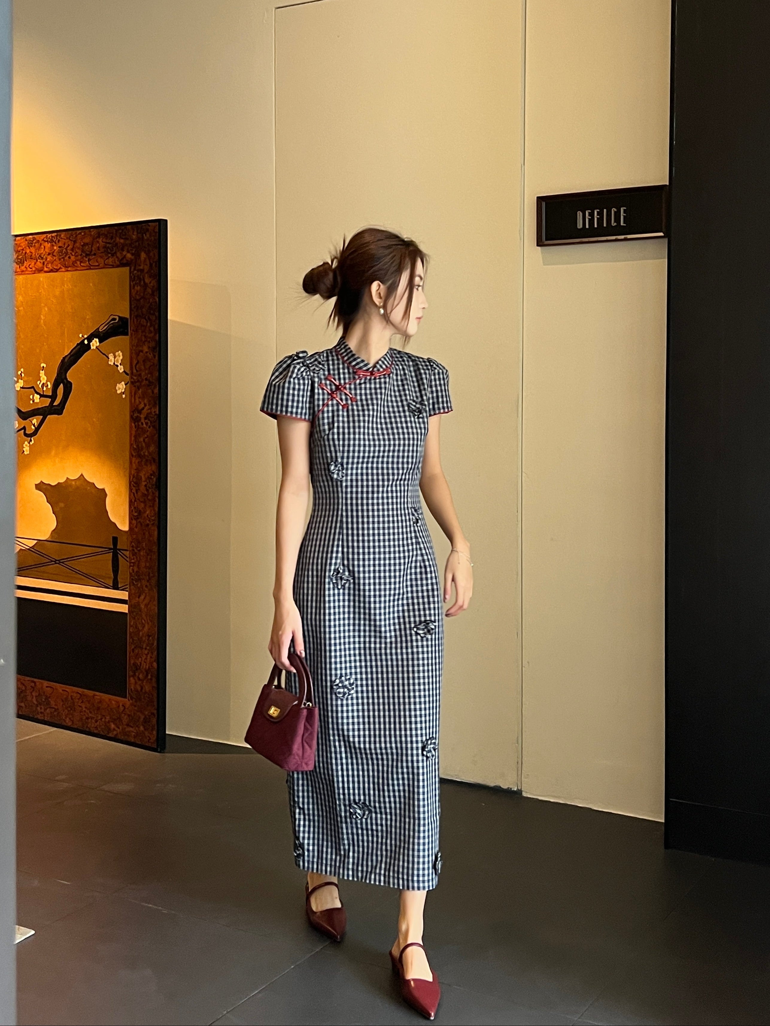 Raspberry cheongsam (ready stock in S)