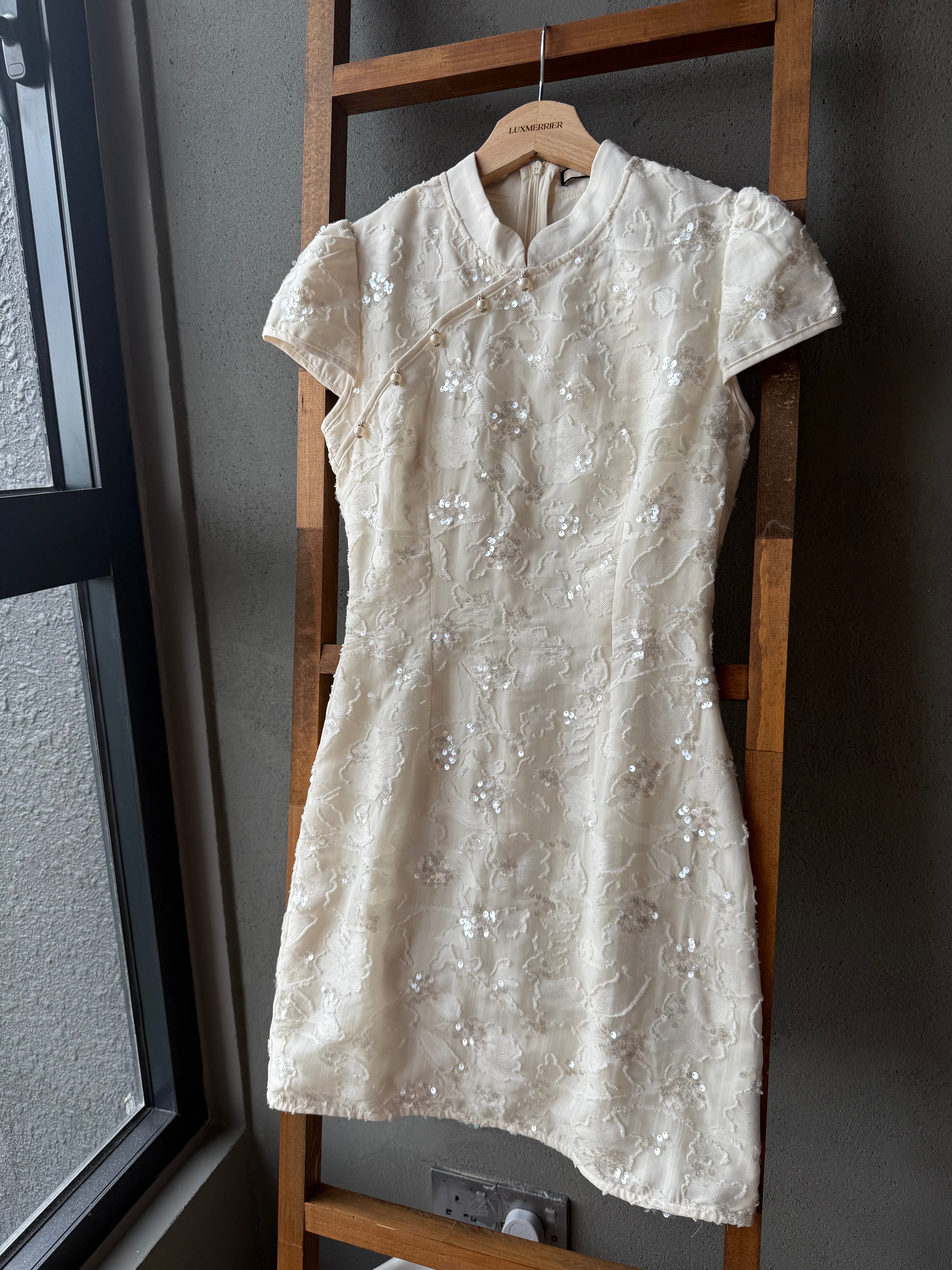 Banano cheongsam (preorder/ 2 colours)