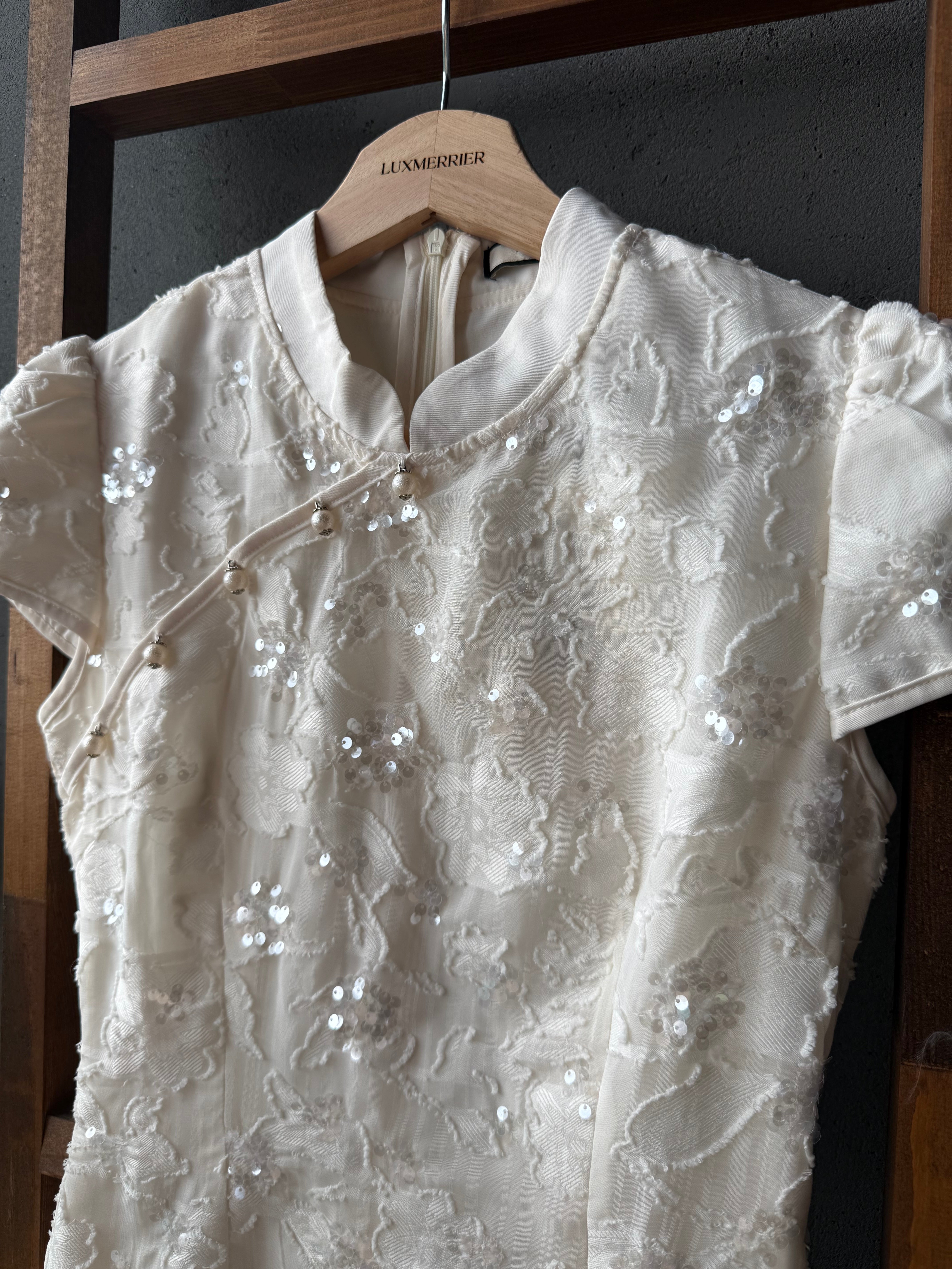 Banano cheongsam (preorder/ 2 colours)