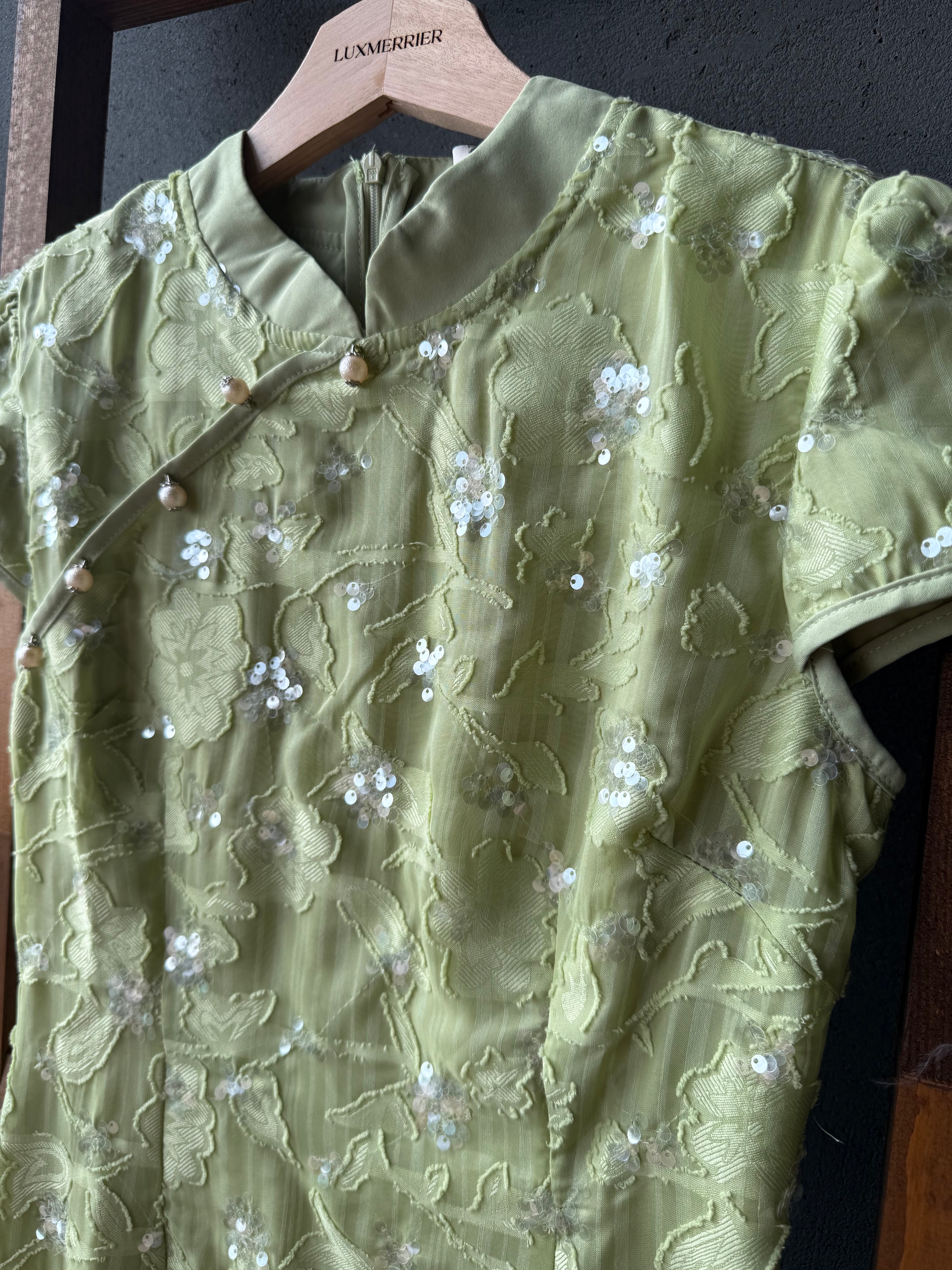 Banano cheongsam (ready stock in S/ 2 colours)