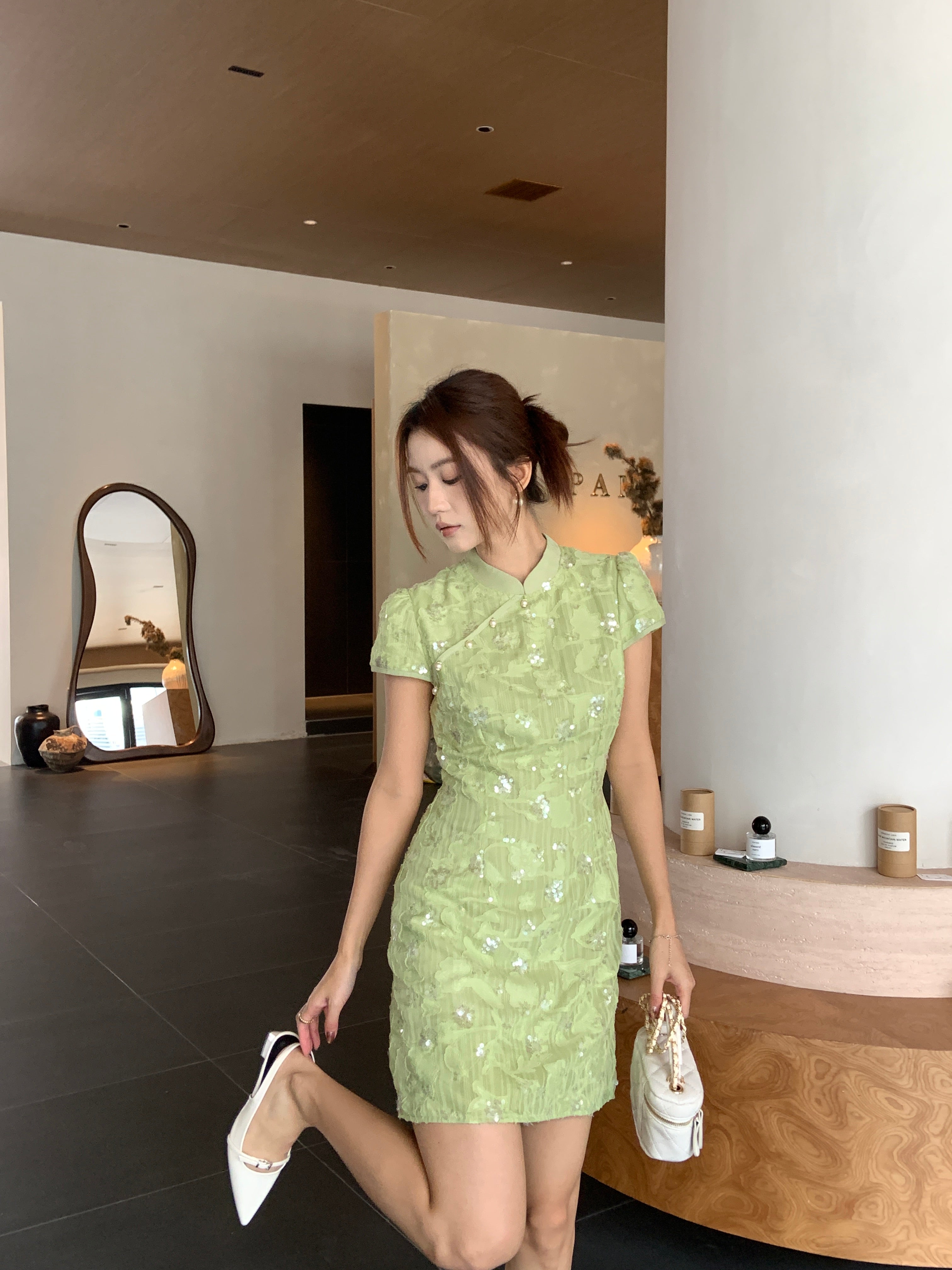 Banano cheongsam (preorder/ 2 colours)