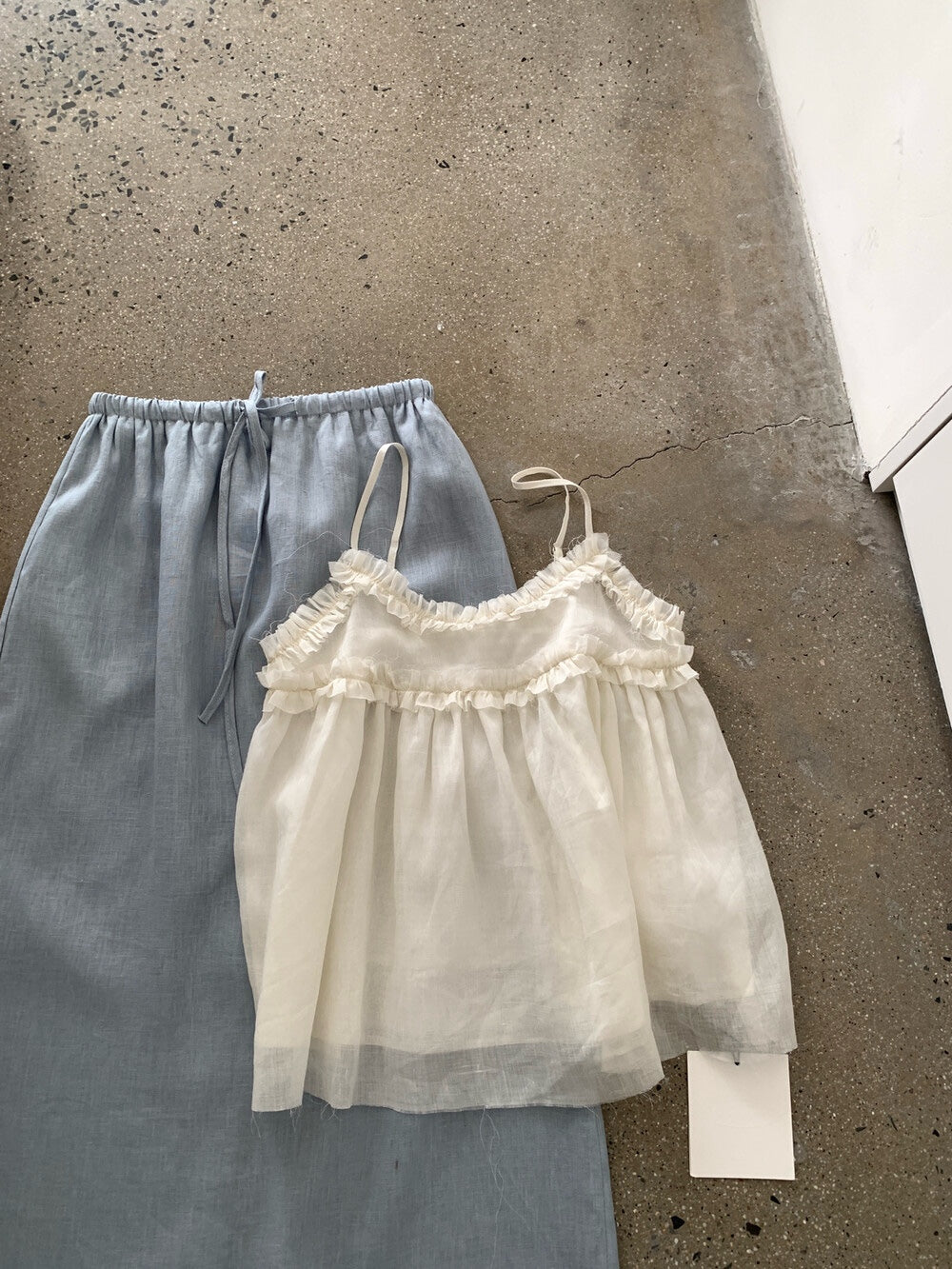 Veenie top (preorder/ 3 colours)