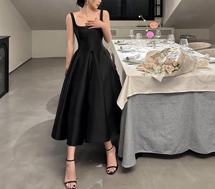 Antoinette dress (ready stock in red (2XL)/4 colours)