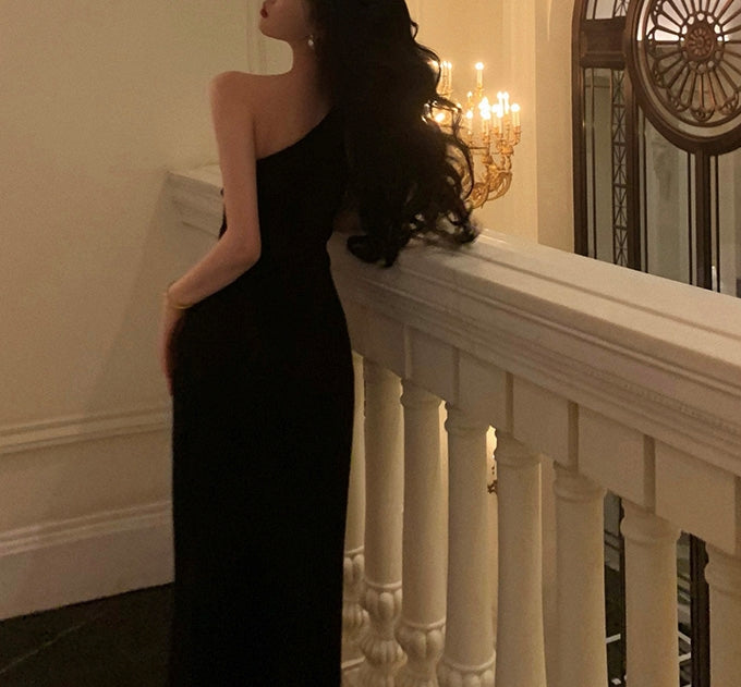 Villan dress (preorder/ 2 colours)