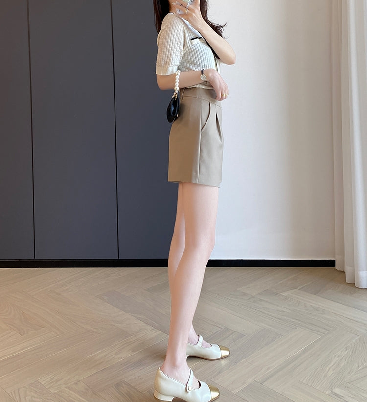 Dorsett shorts (ready stock in black (XS) / 3 colours)