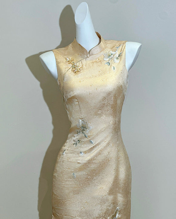 Cornelius embroidered cheongsam (preorder)