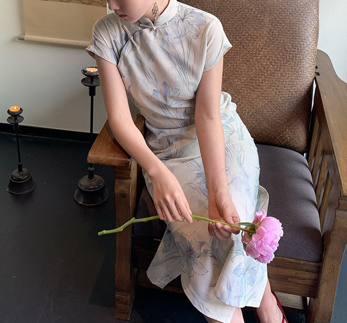 Everlett cheongsam (preorder)