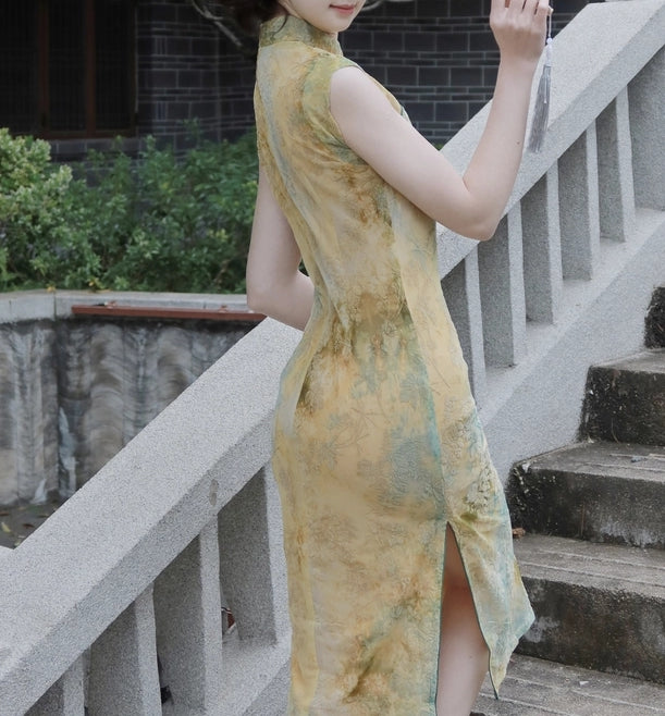 Abe cheongsam (preorder/ 2 colours)