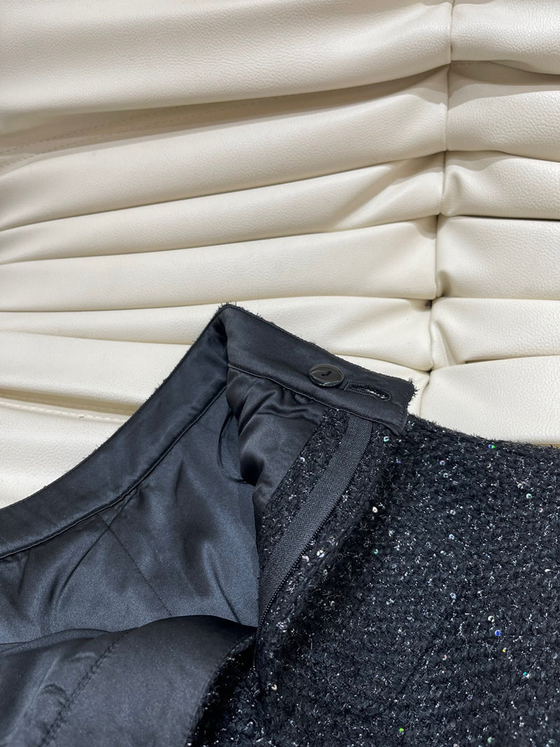 Camelia shorts (ready stock in M)