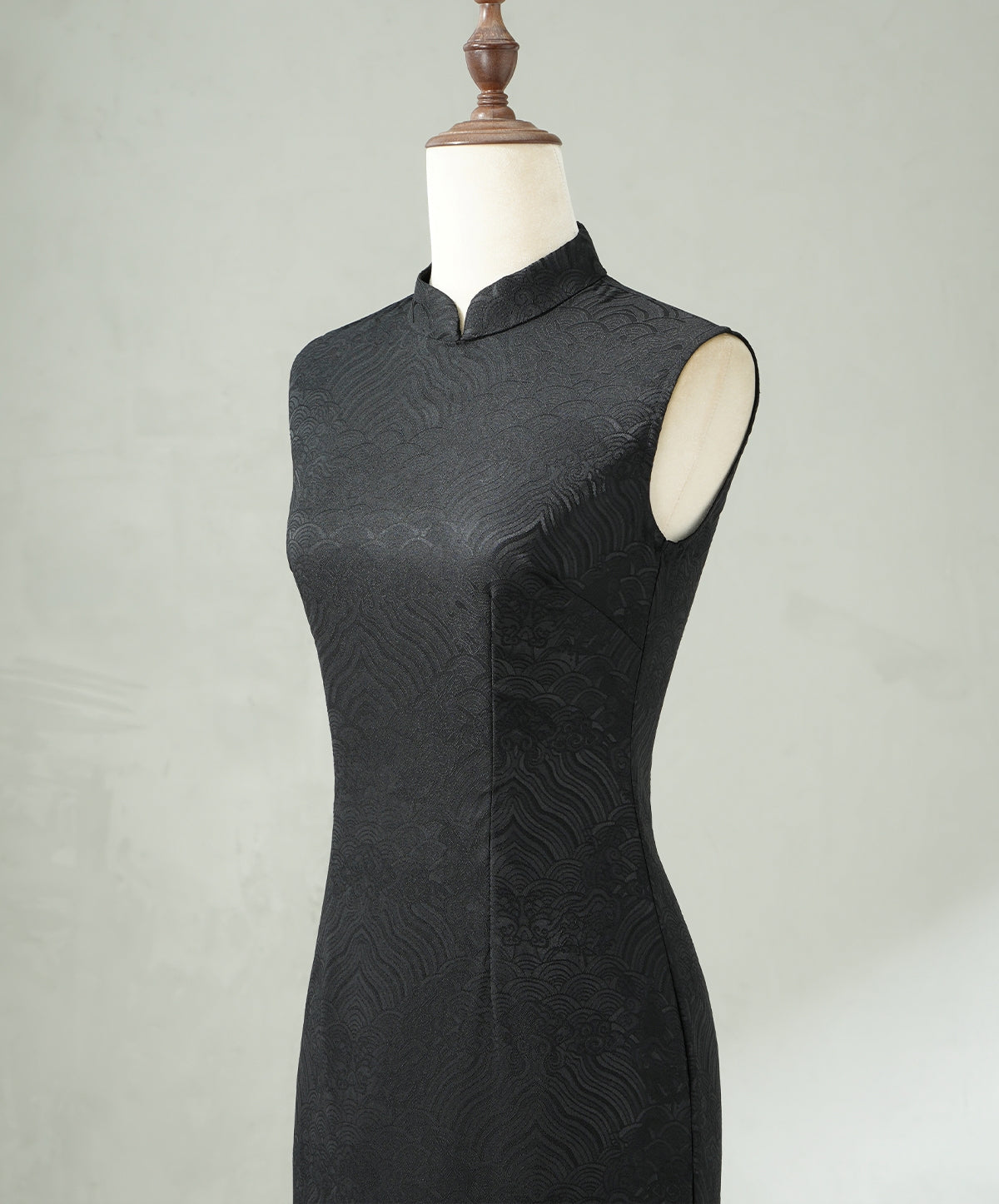 Theodore cheongsam (ready stock in red (2XL)/ 3 colours)