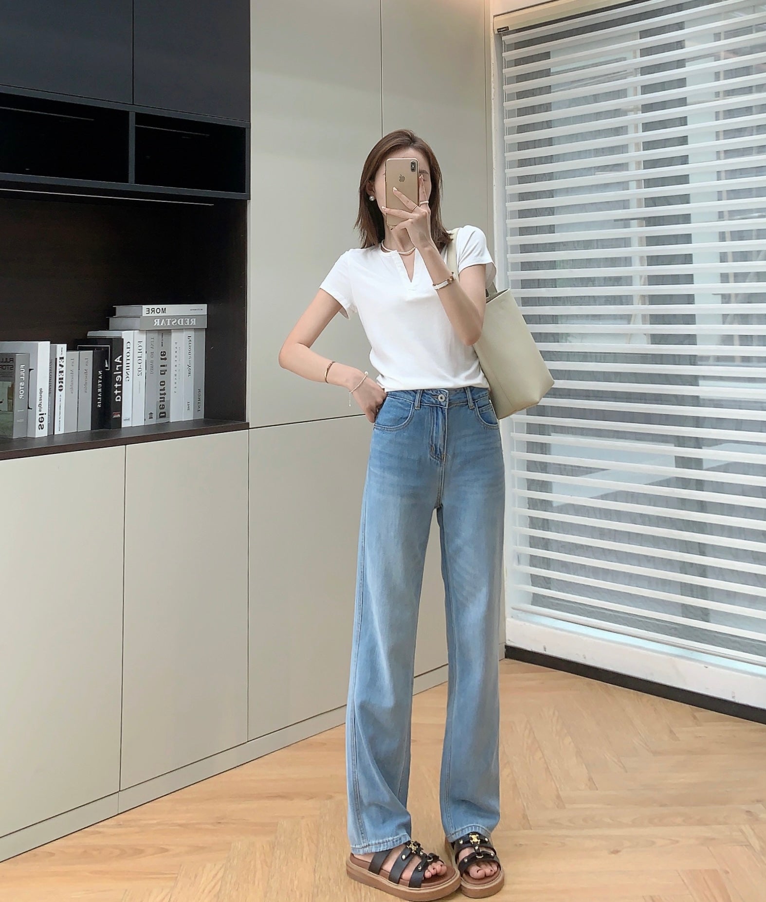 Basic Relaxed Tee (ready stock in black (S)/ 2 colours)