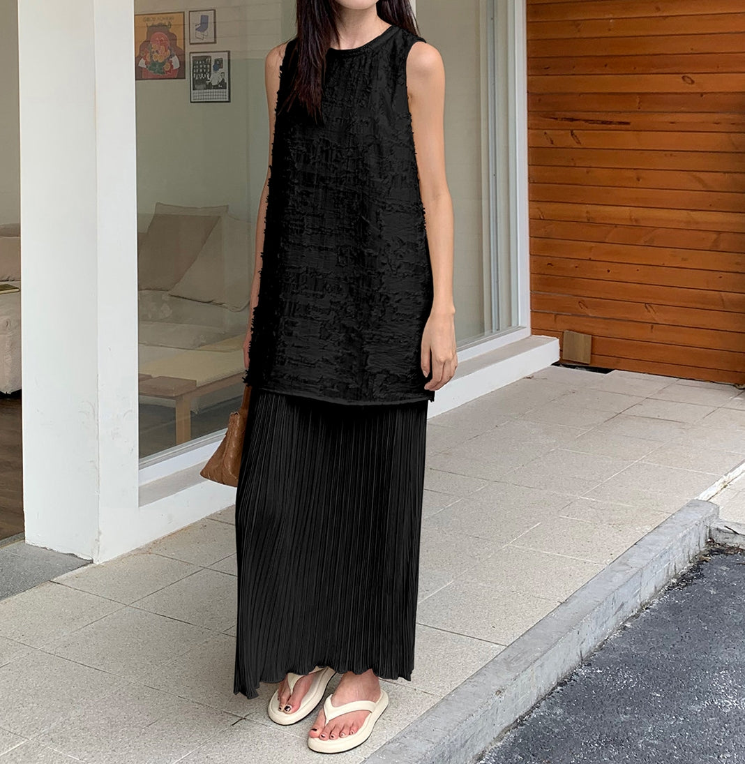 Pleats dress (preorder/ 2 colours)