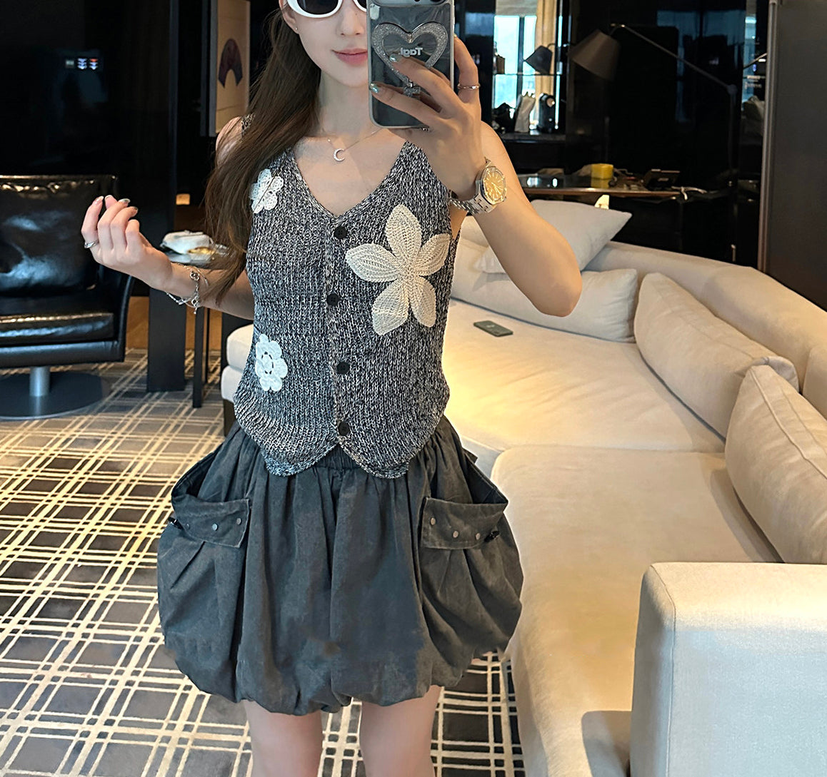 Florie patch top (preorder/ 2 colours)