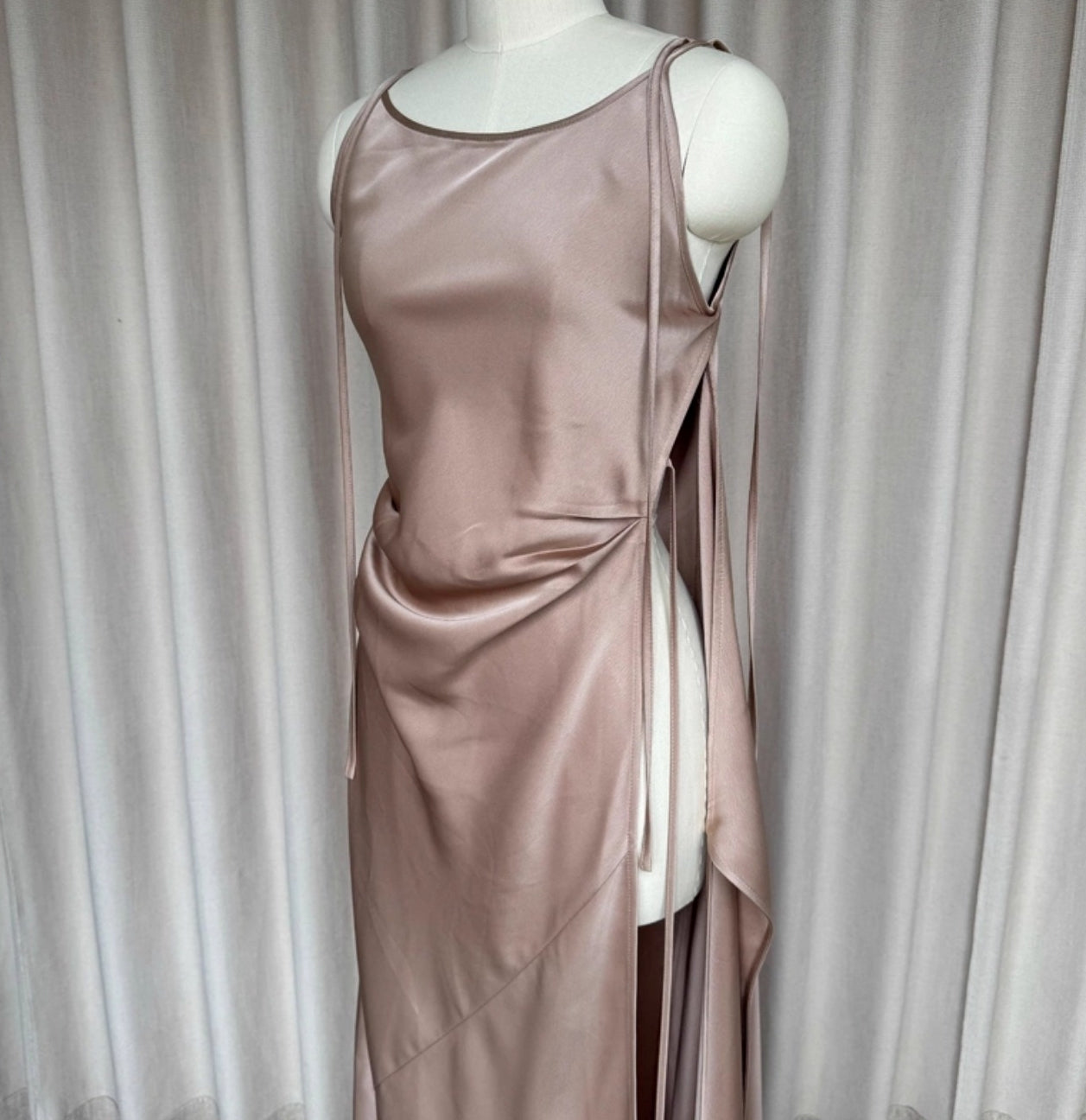 Love dress (preorder)