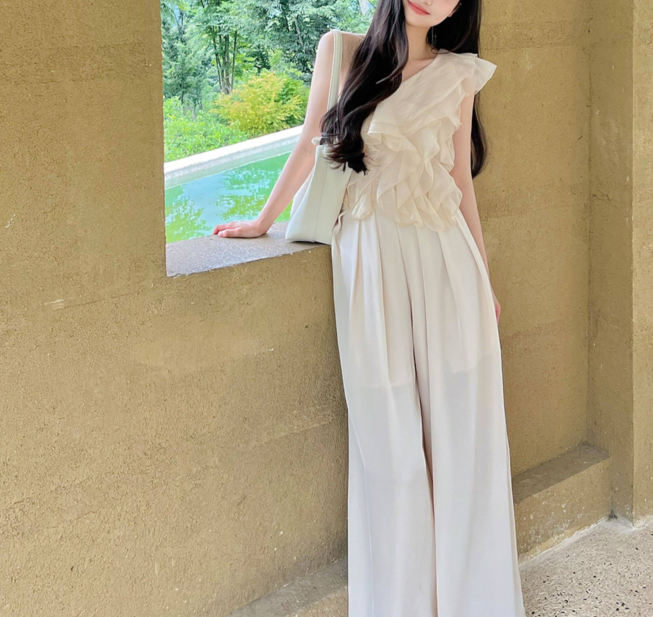 Ruffie top (preorder)