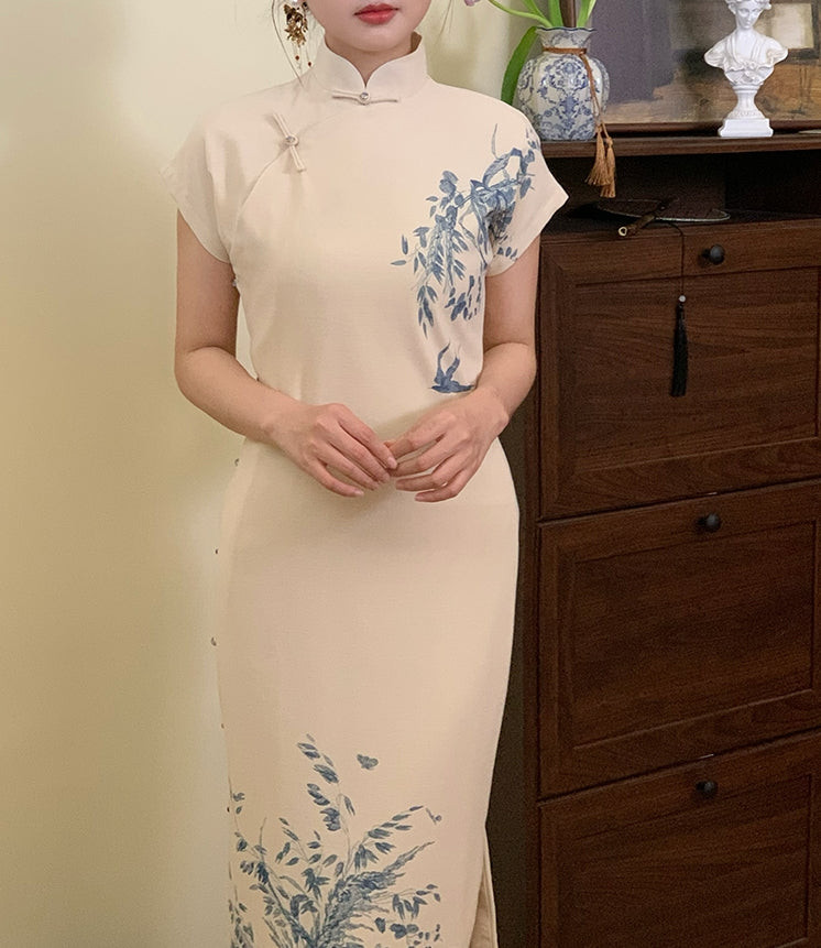 Porcelain cheongsam (preorder)