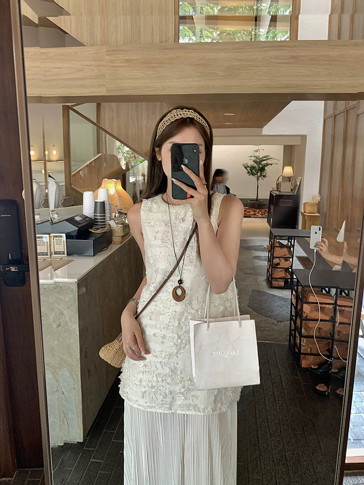 Pleats dress (preorder/ 2 colours)