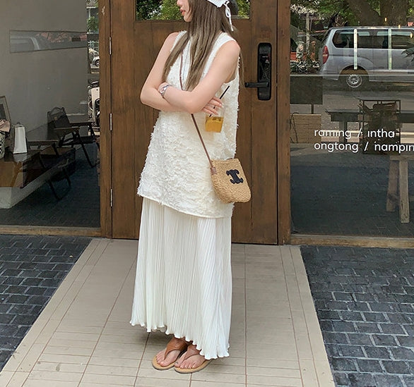 Pleats dress (preorder/ 2 colours)