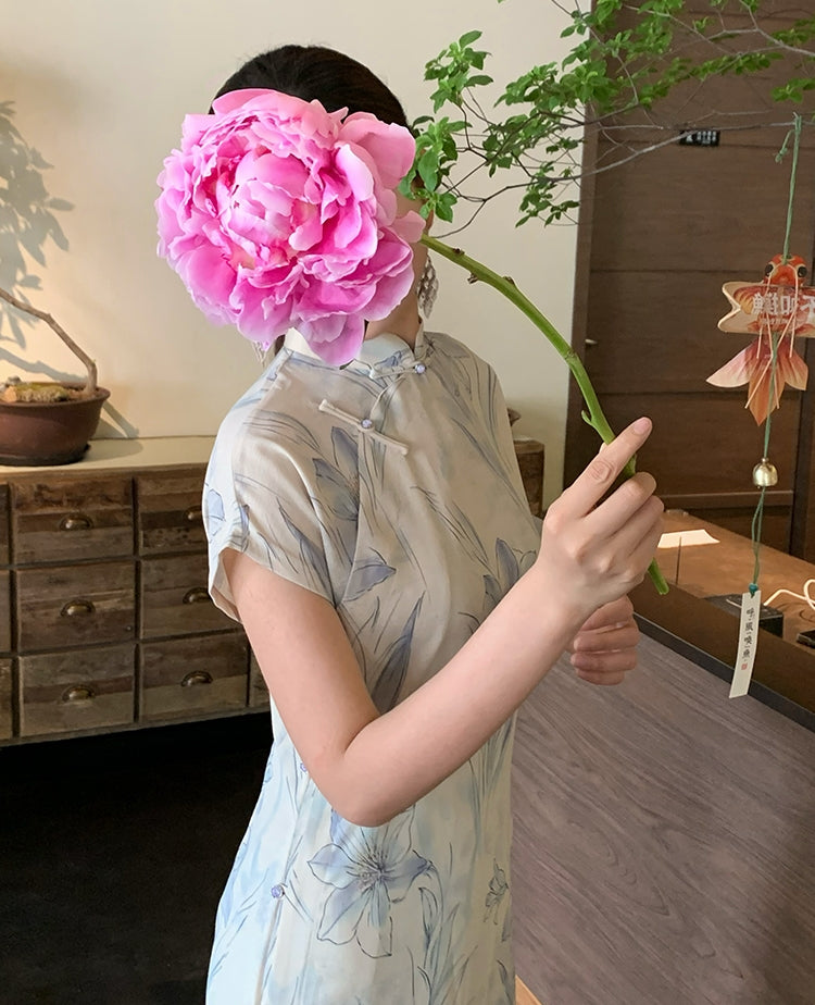 Everlett cheongsam (preorder)