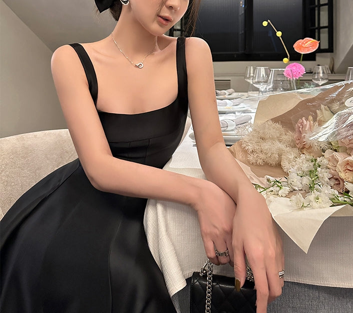 Antoinette dress (ready stock in red (2XL)/4 colours)