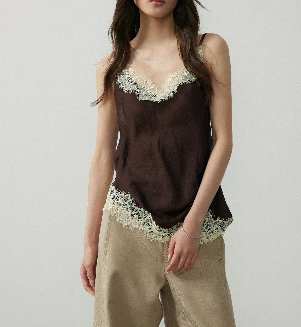 Carrie lace top (preorder/ 2 colours)