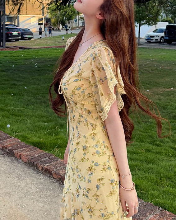 Laurette floral dress (preorder/ 2 colours)