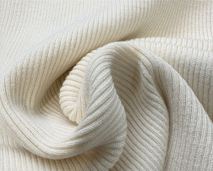 Haut à bordure monochrome (précommande/ 2 couleurs)