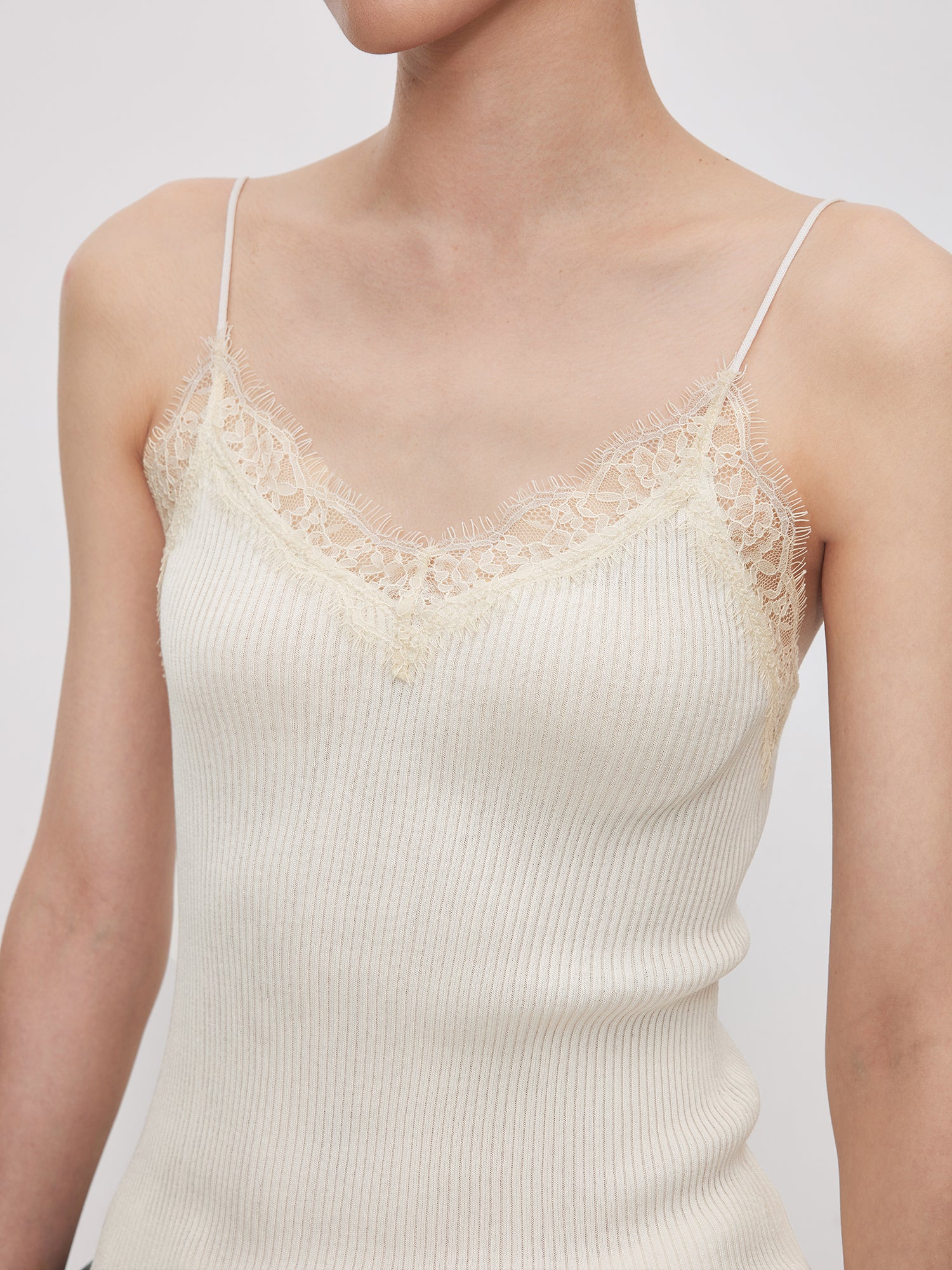 Froo camisole top (preorder/ 3 colours)