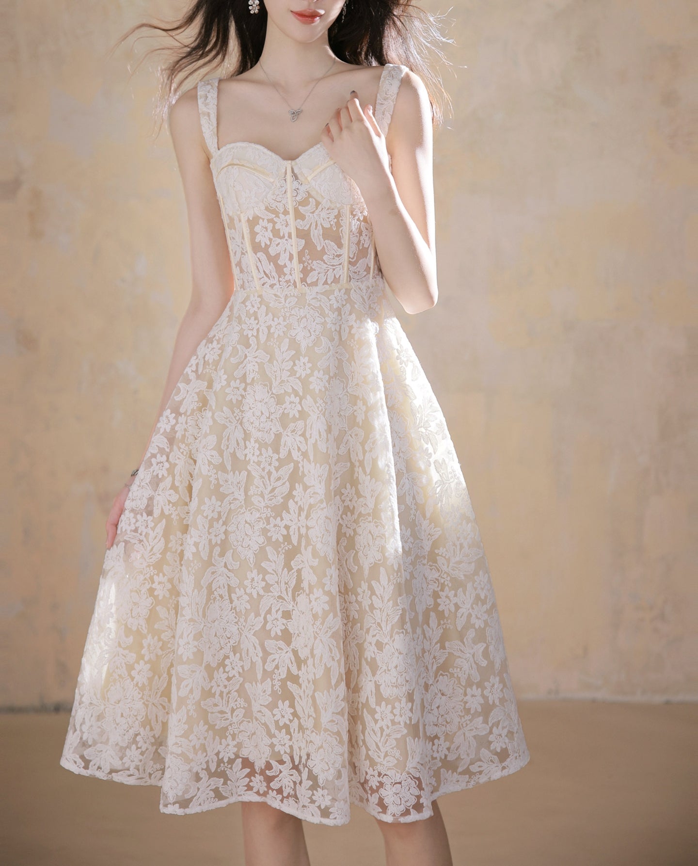 Clove dress (preorder)