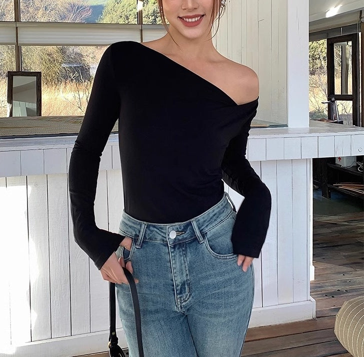 French top (ready stock in white (M)/ 2 colours)