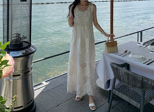 Risso dress (preorder)