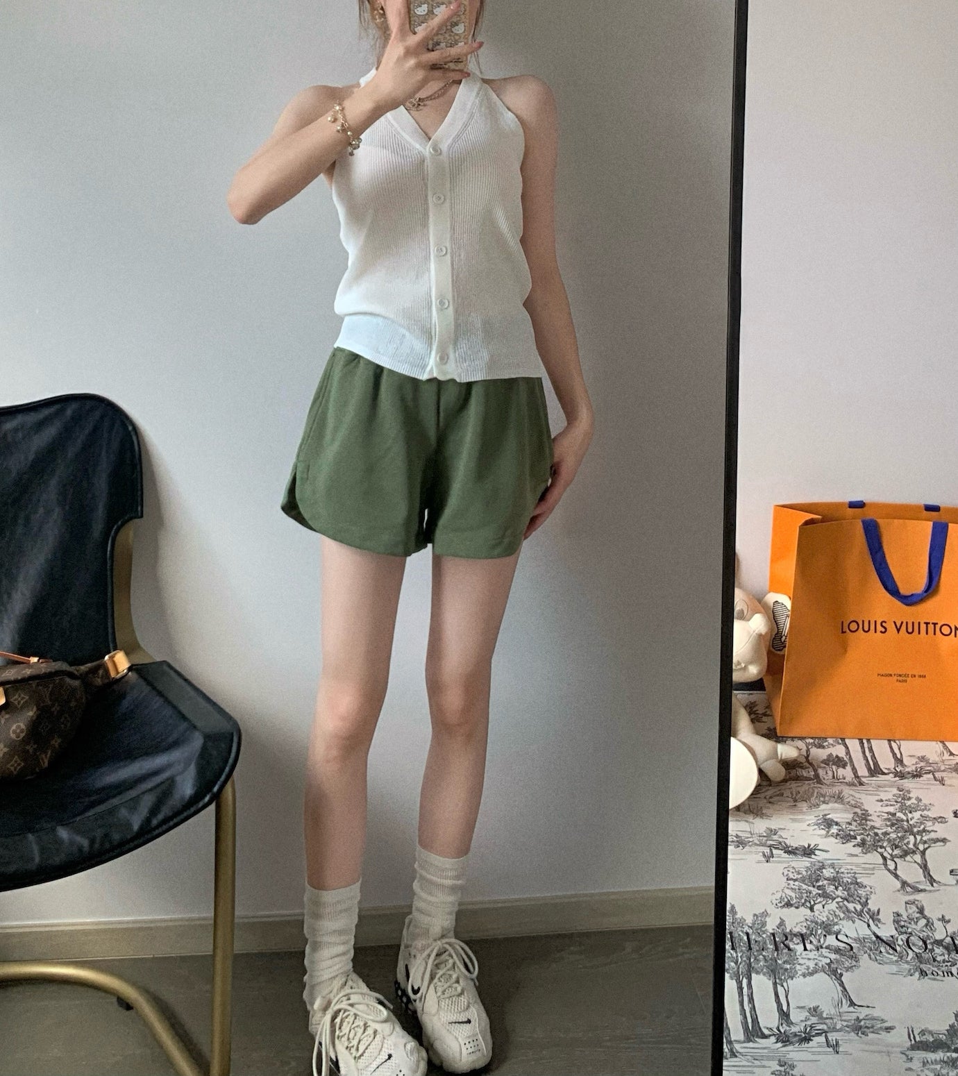 Kazu shorts (preorder/ 2 colours)