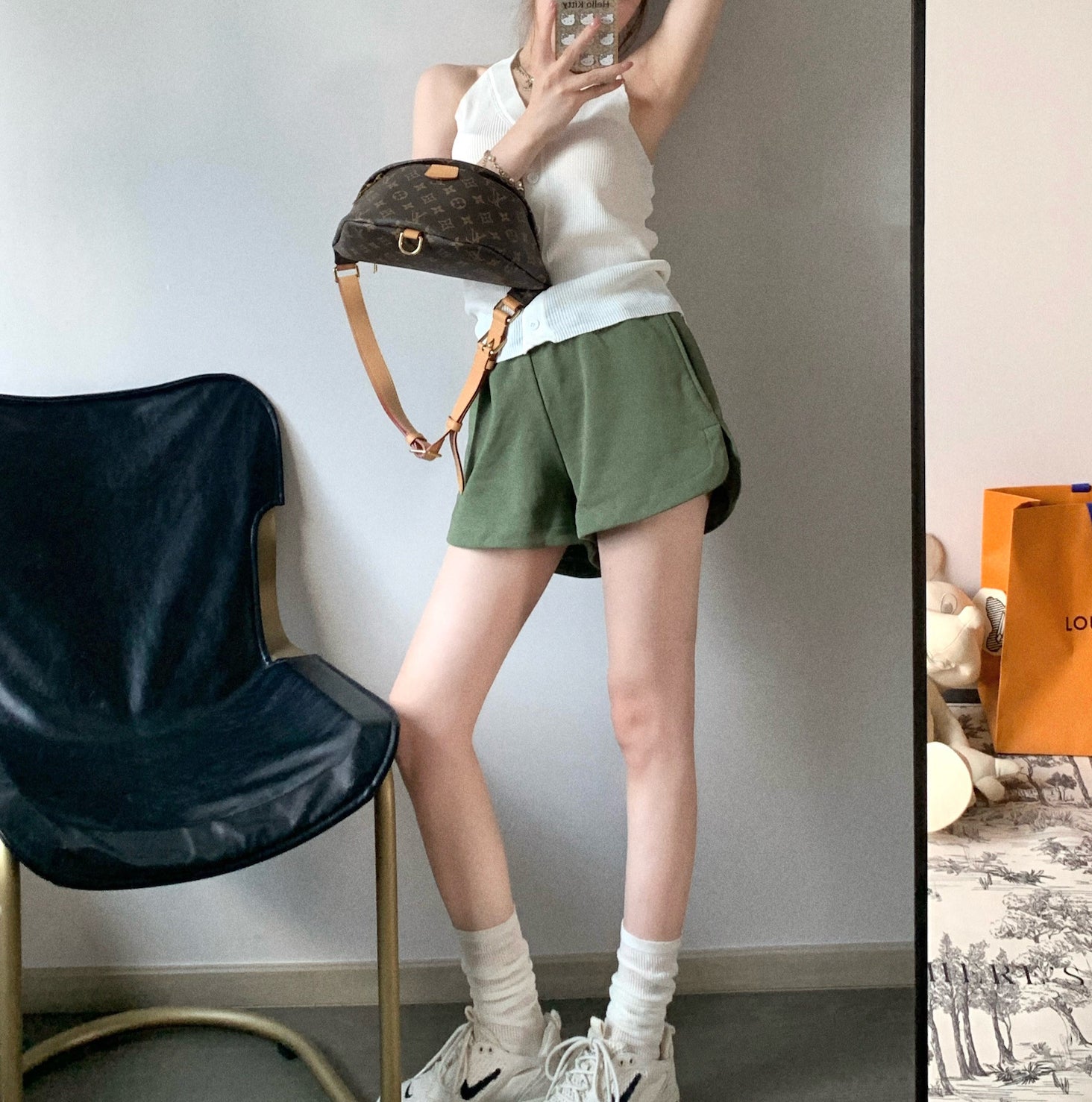 Kazu shorts (preorder/ 2 colours)