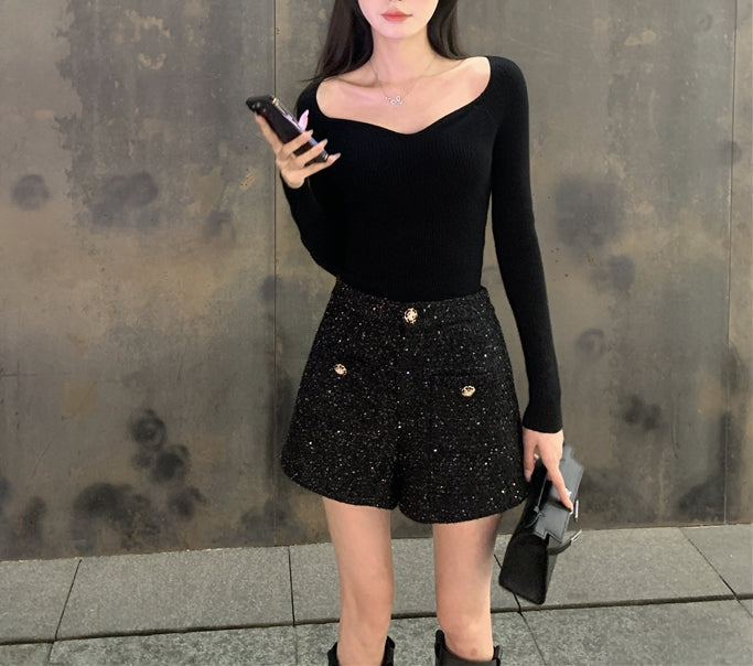 Camelia shorts (ready stock in M)