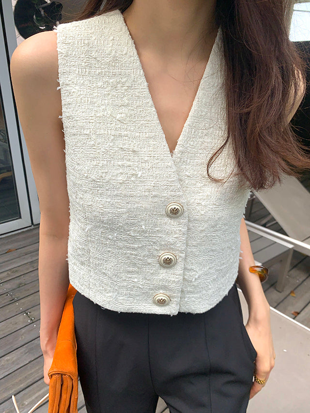 Laire top (ready stock in white (L)/ 2 colours)