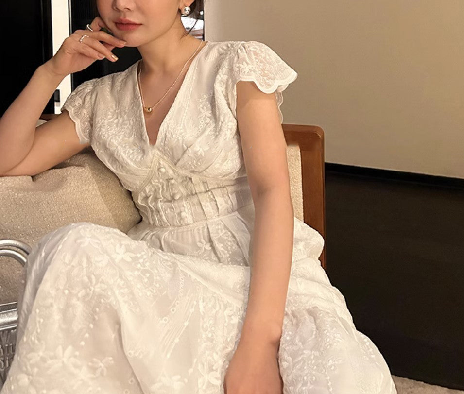 Avery dress (preorder)