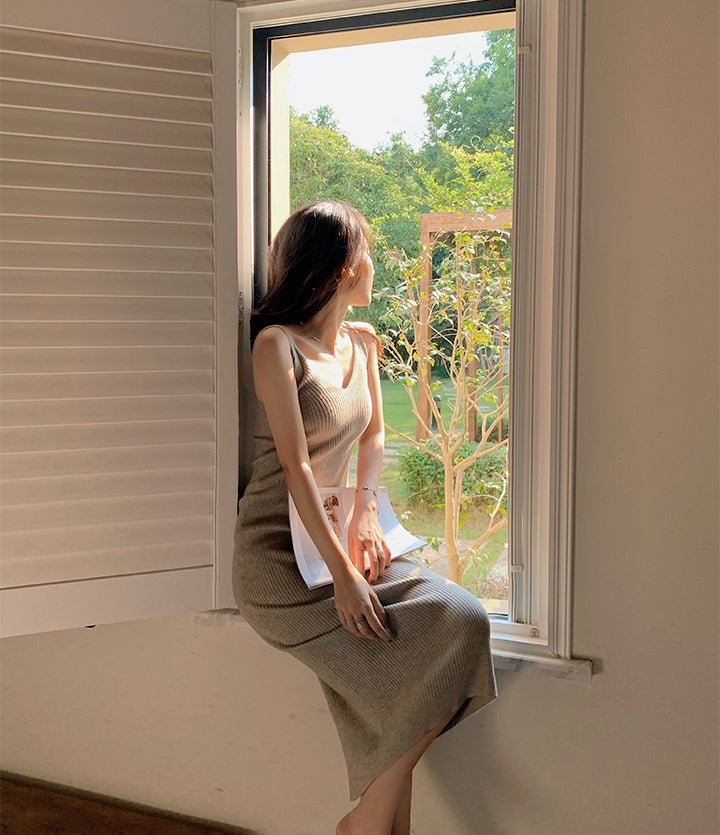 Teena dress (preorder/ 5 colours)