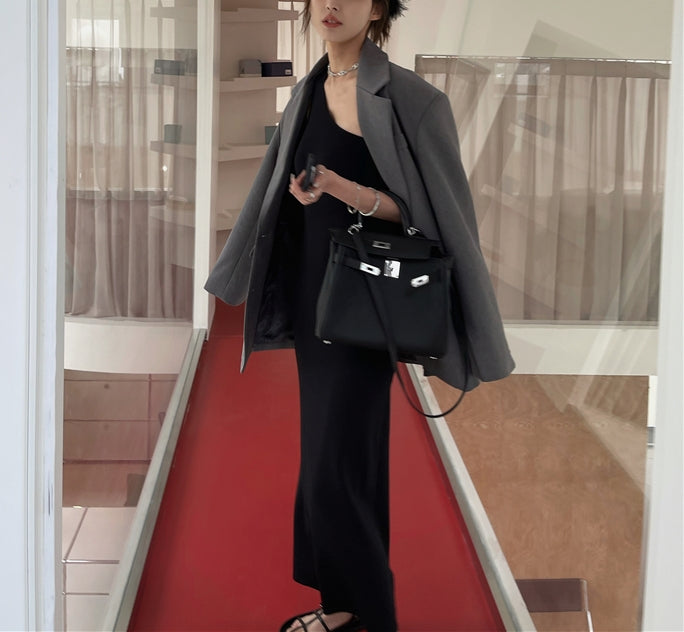 Villan dress (preorder/ 2 colours)