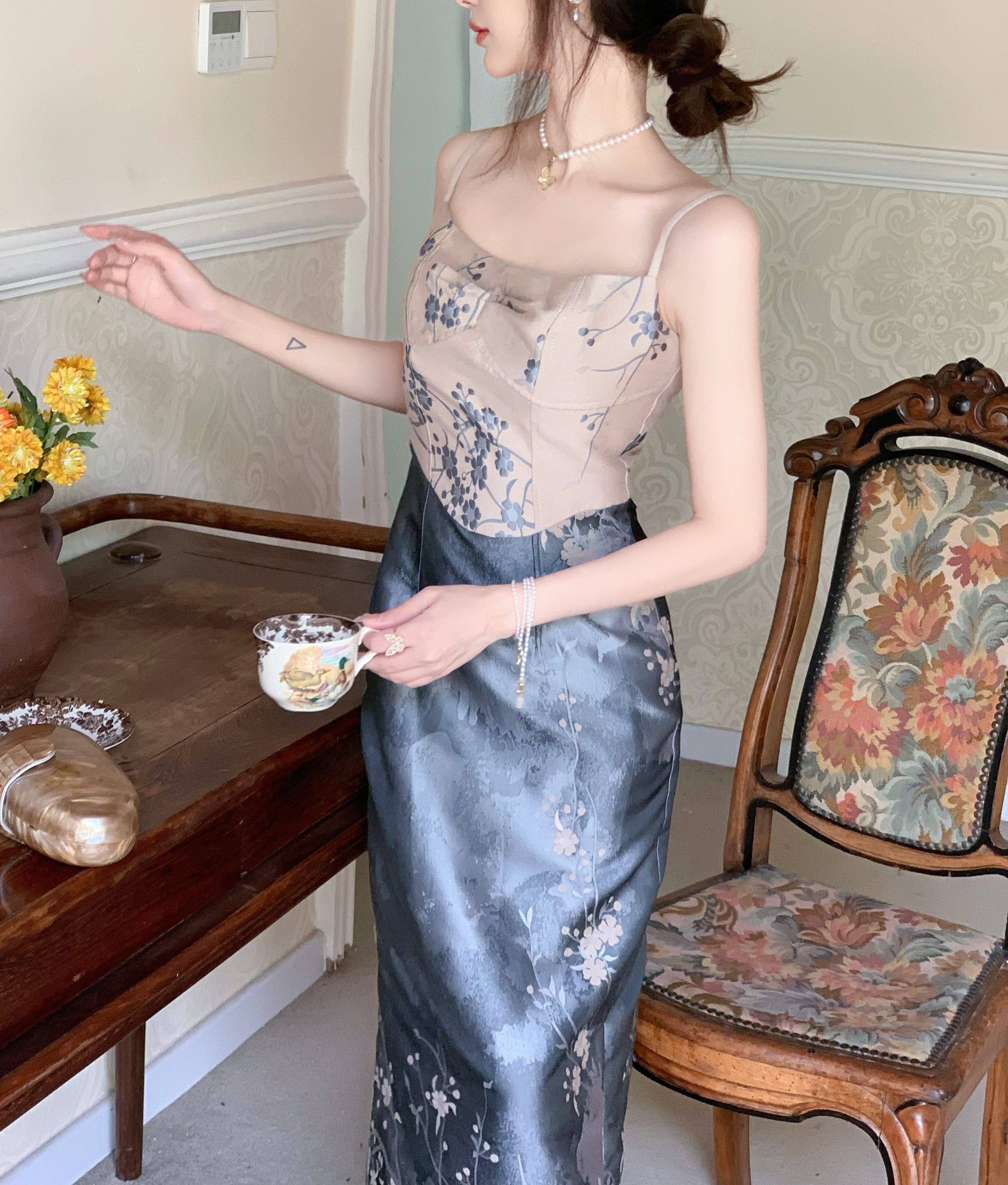 Maynes dress (ready stock in M)