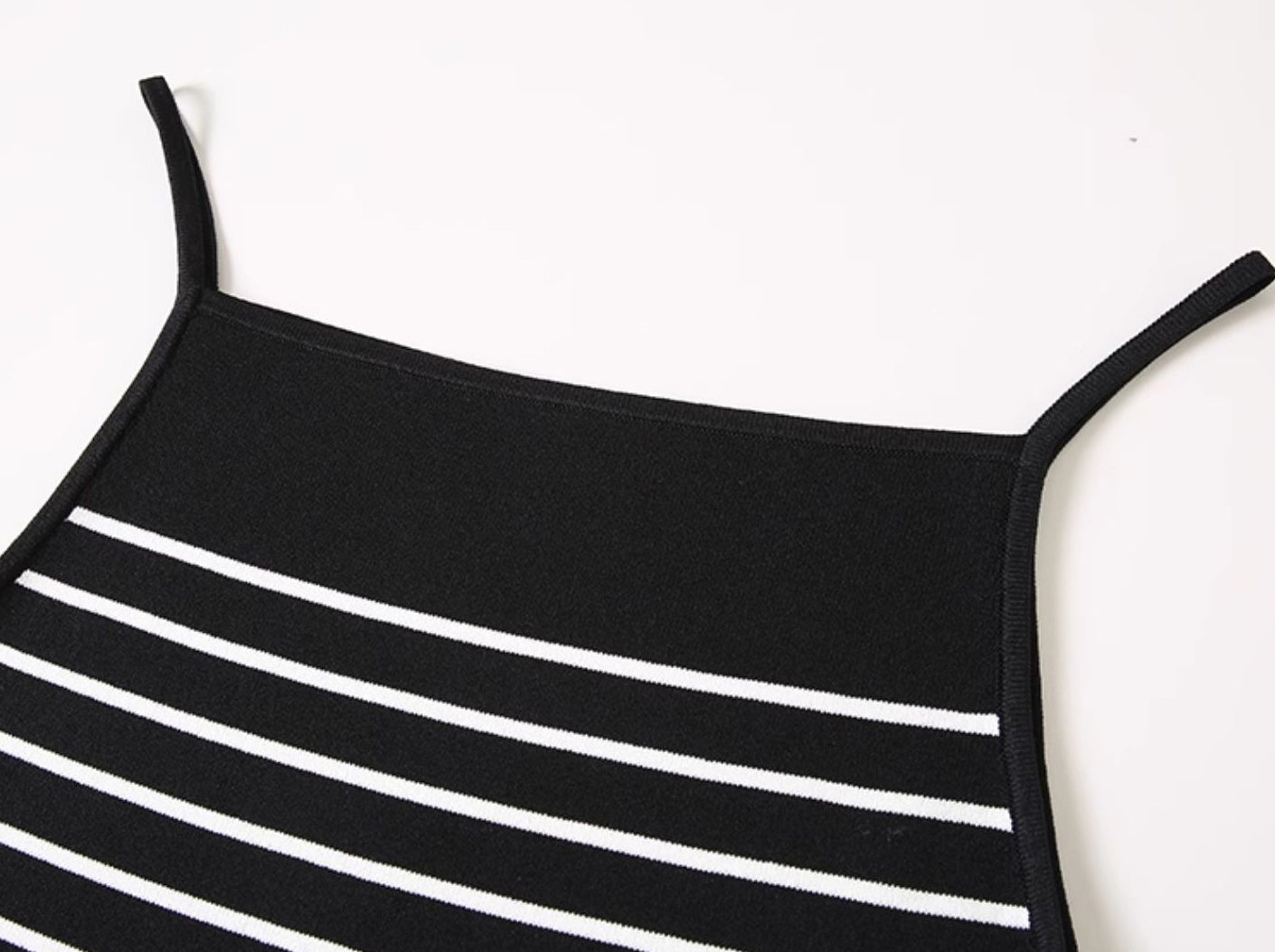 Hans top (preorder/ 2 colours)